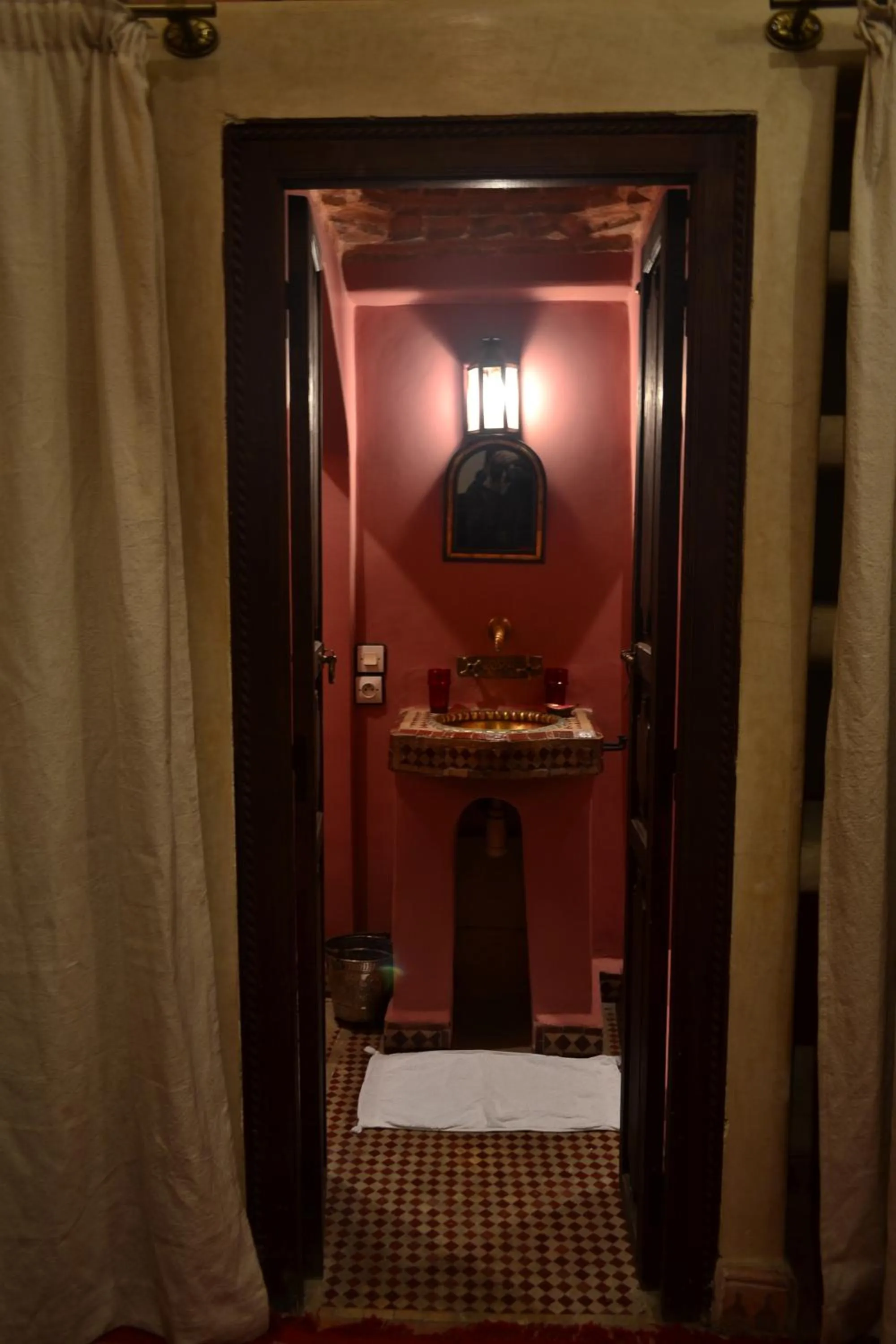 Bathroom in Riad Charik