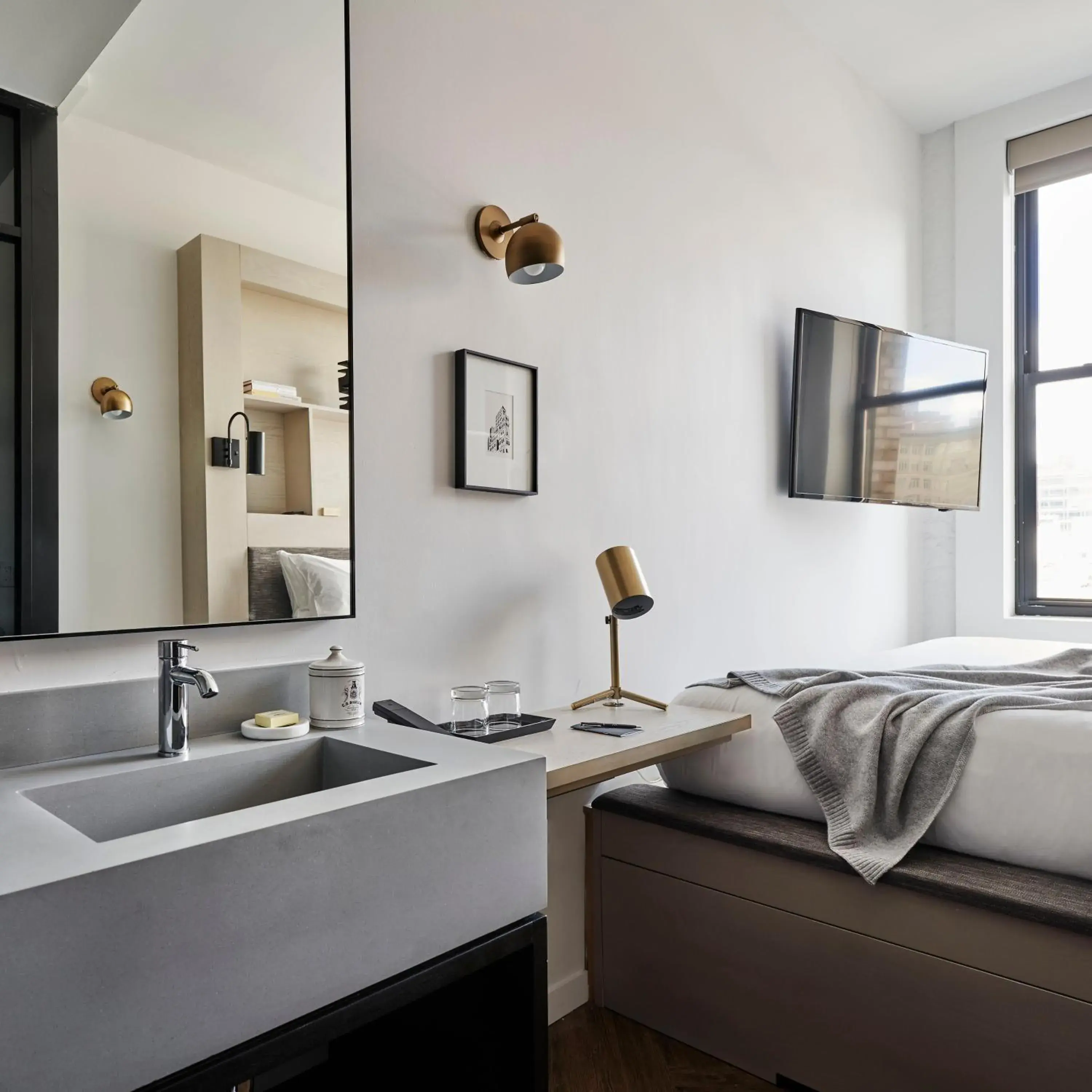 Photo of the whole room, Bed in Walker Hotel Tribeca Photo of the whole room, Bed in Walker Hotel Tribeca