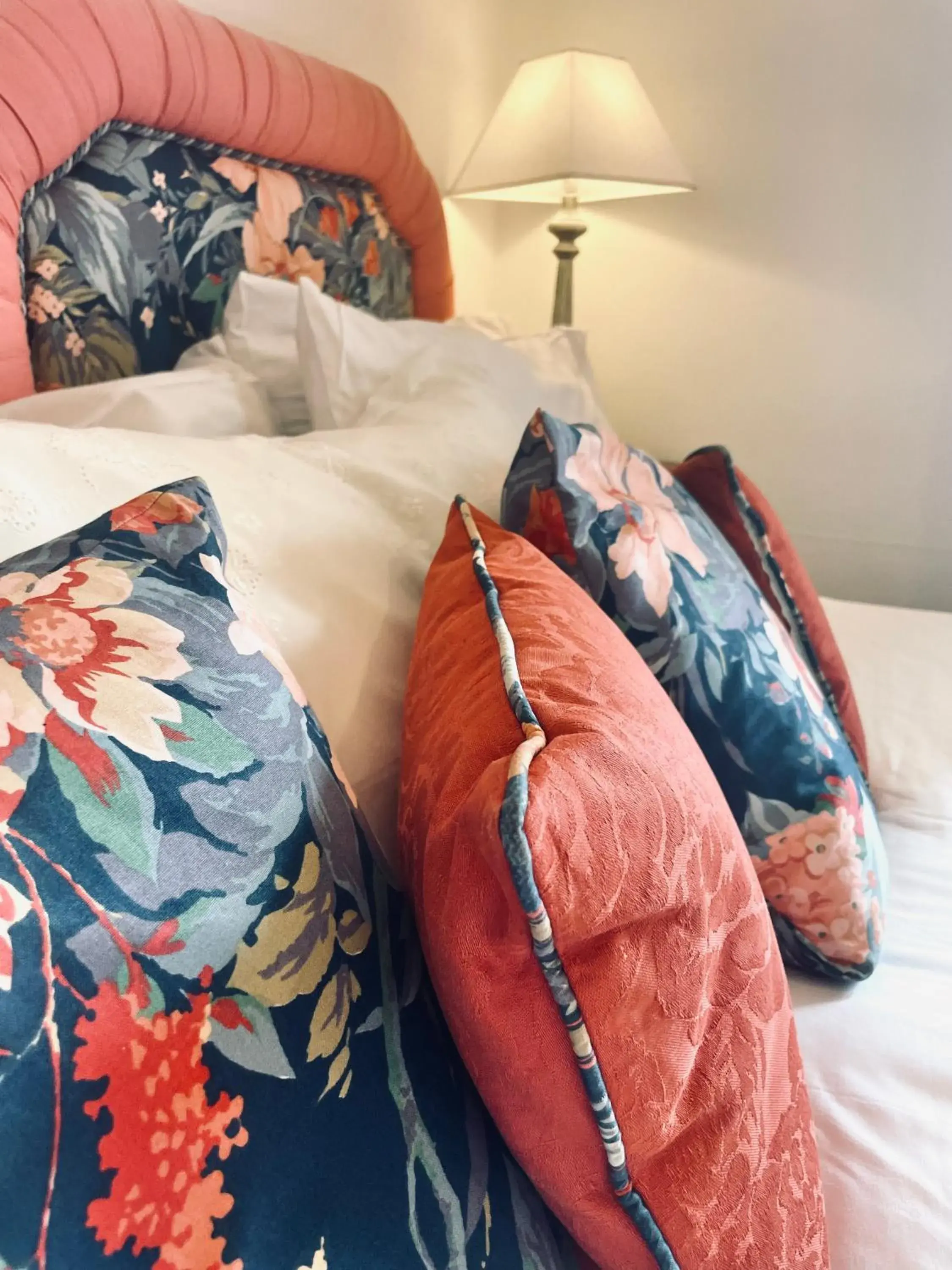 Double Room with Private External Bathroom - single occupancy in Clint Lodge Double Room with Private External Bathroom - single occupancy in Clint Lodge