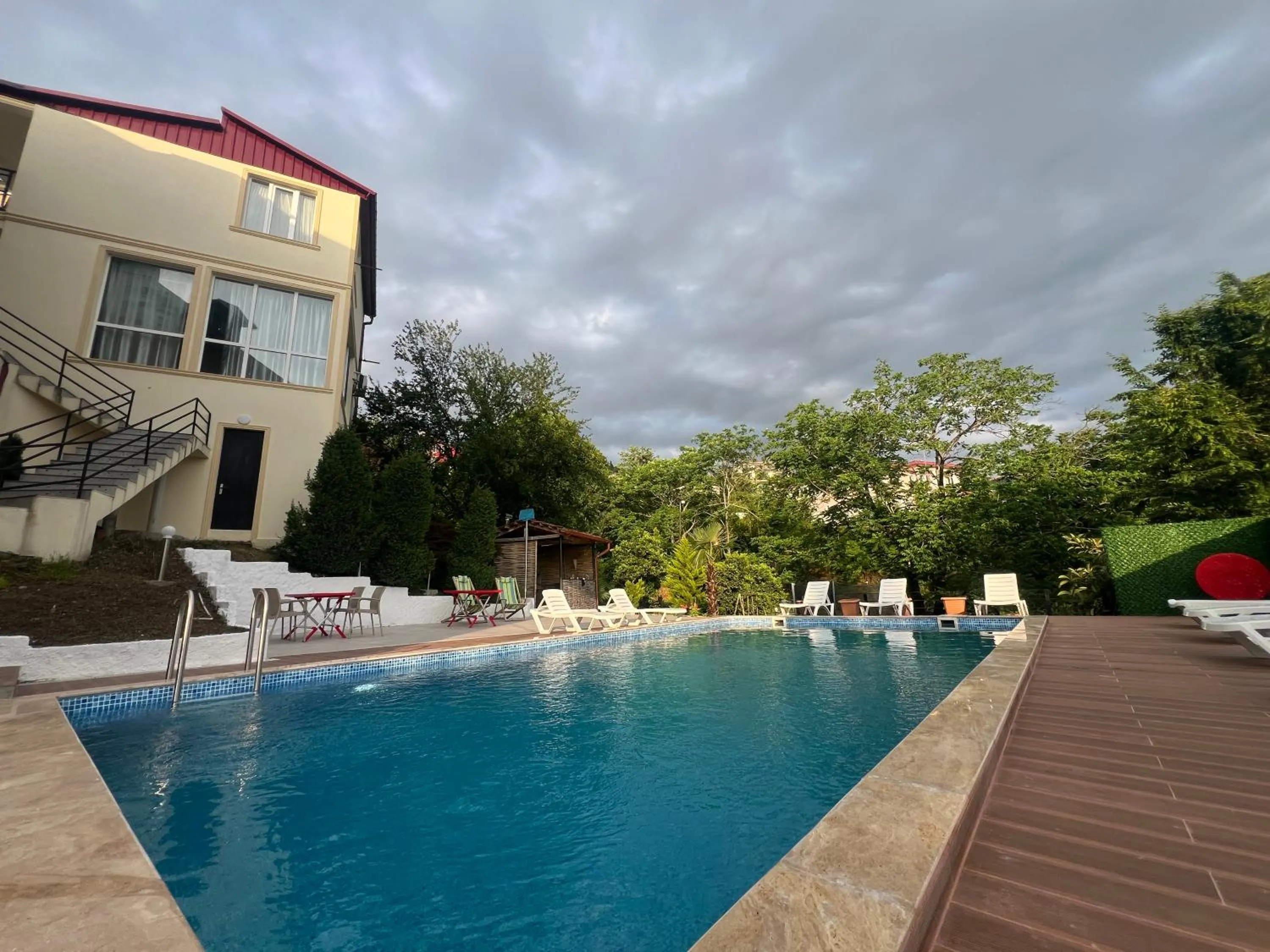 Pool view in Green Cape Guest House