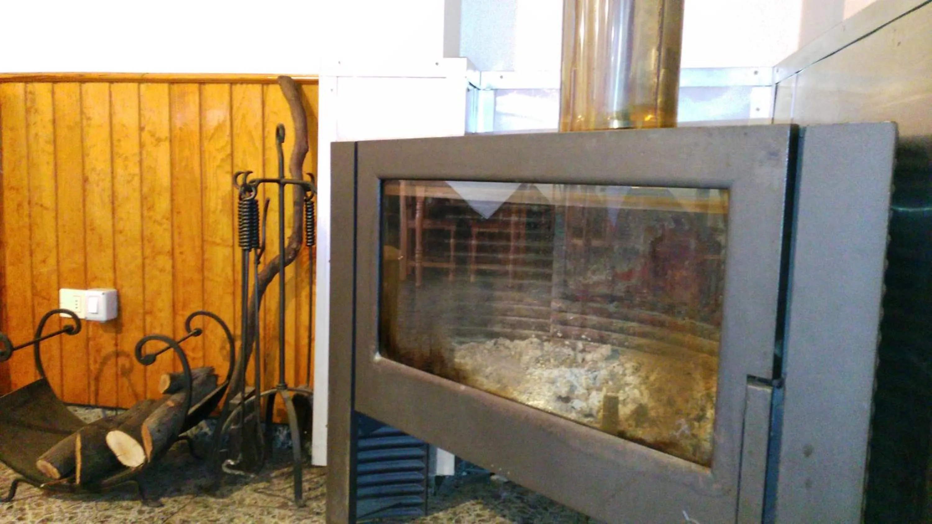 Lounge or bar in Pensión Amparo Las Hayas