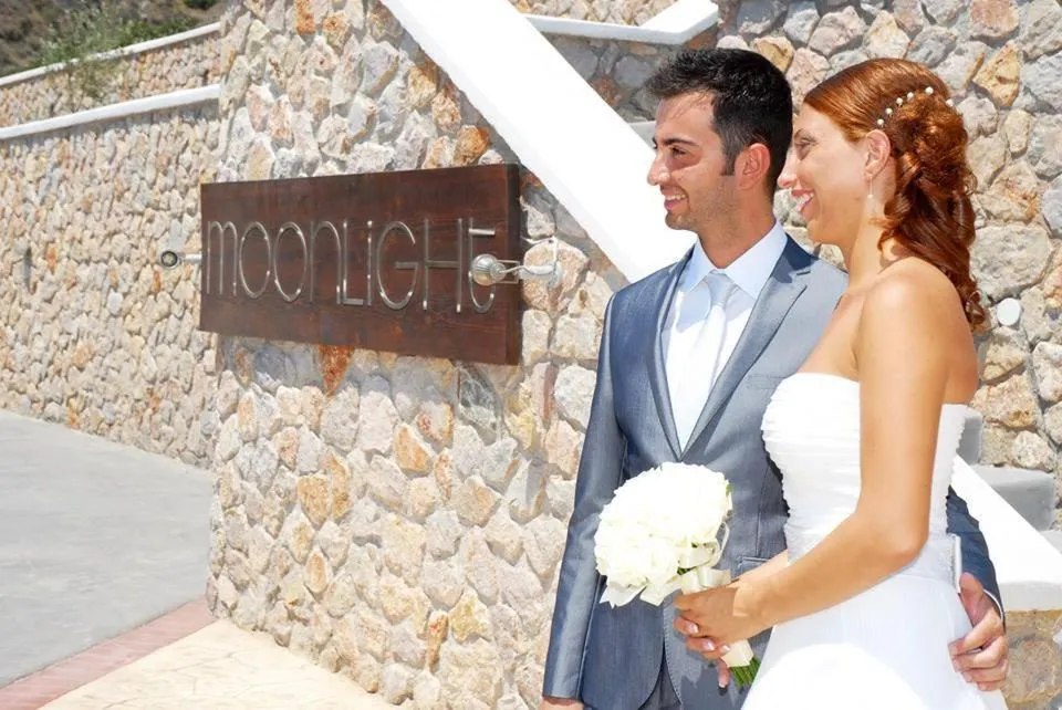 People in Moonlight Apartments & Suites