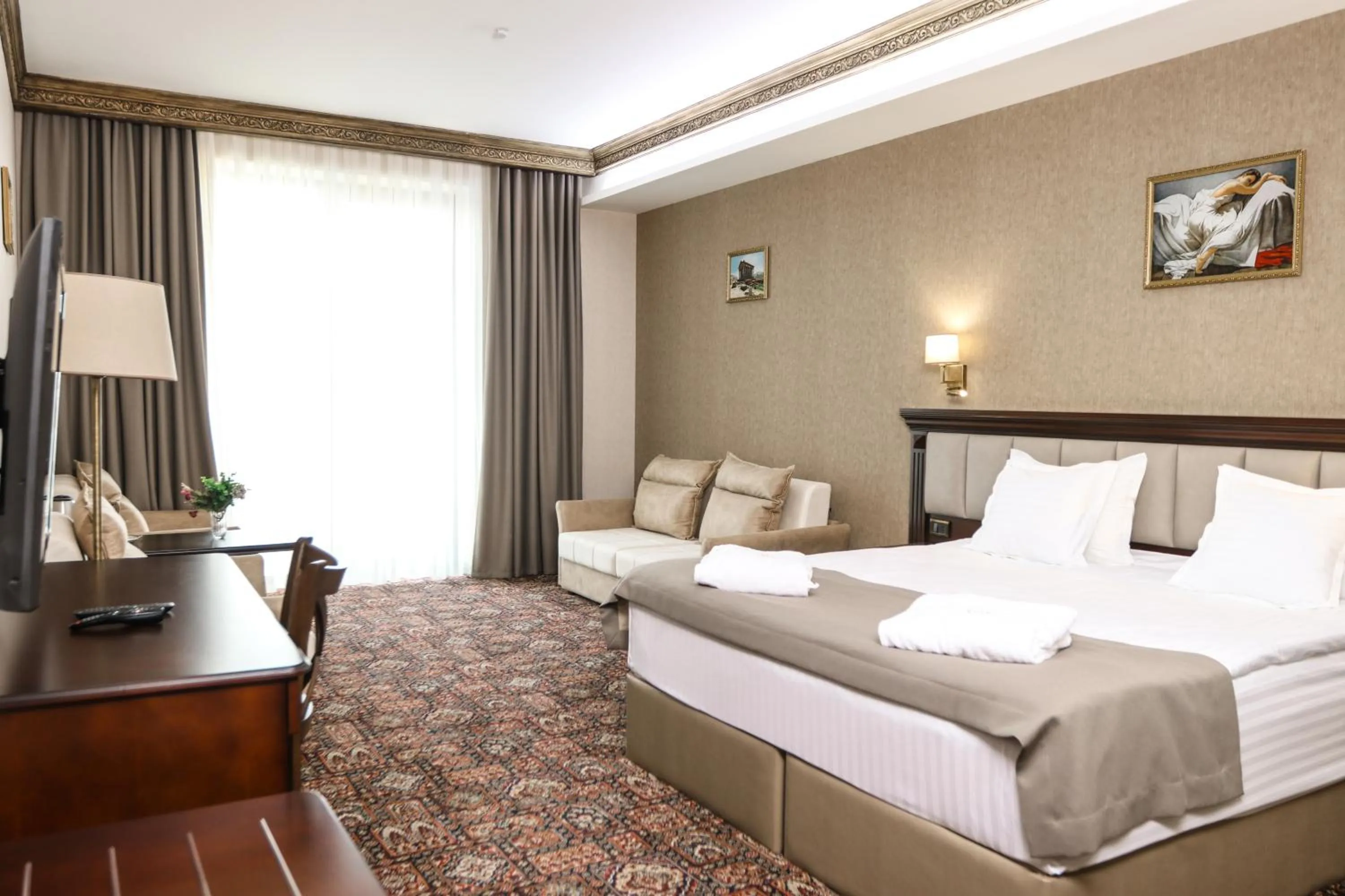 Photo of the whole room in Konyak Hotel