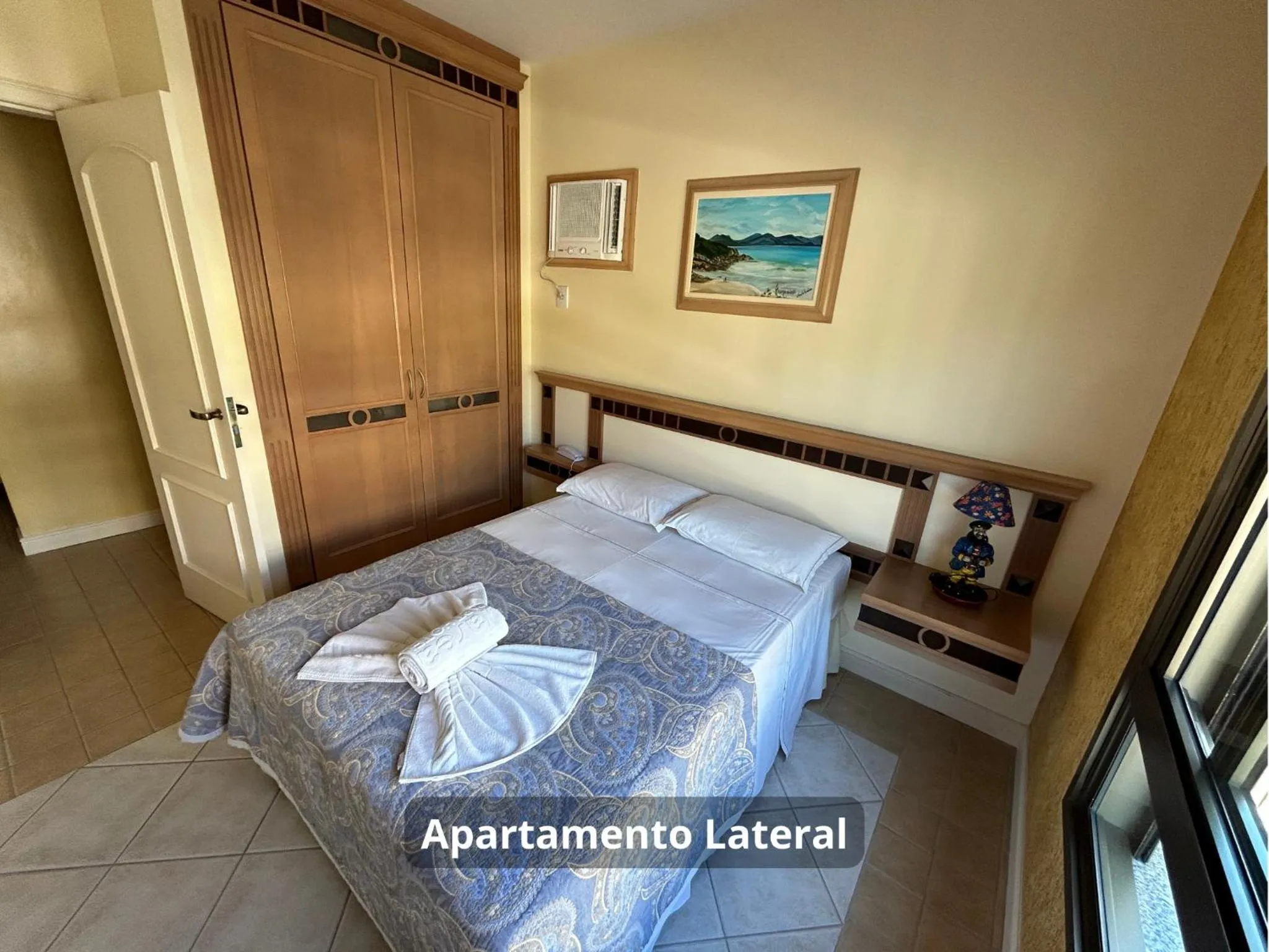 Bed in Golfinhos Apart Hotel