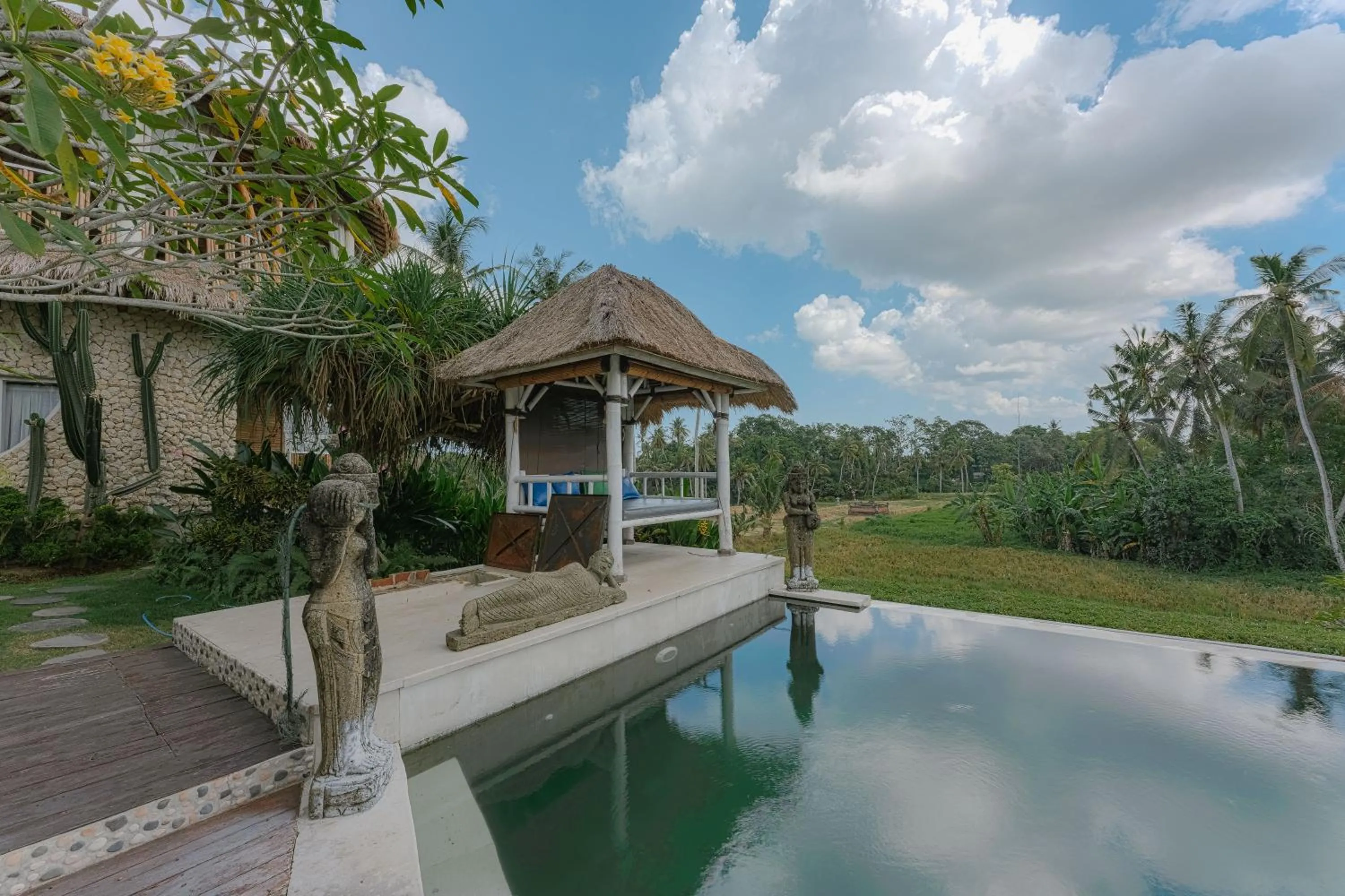 Coco Verde Bali Resort