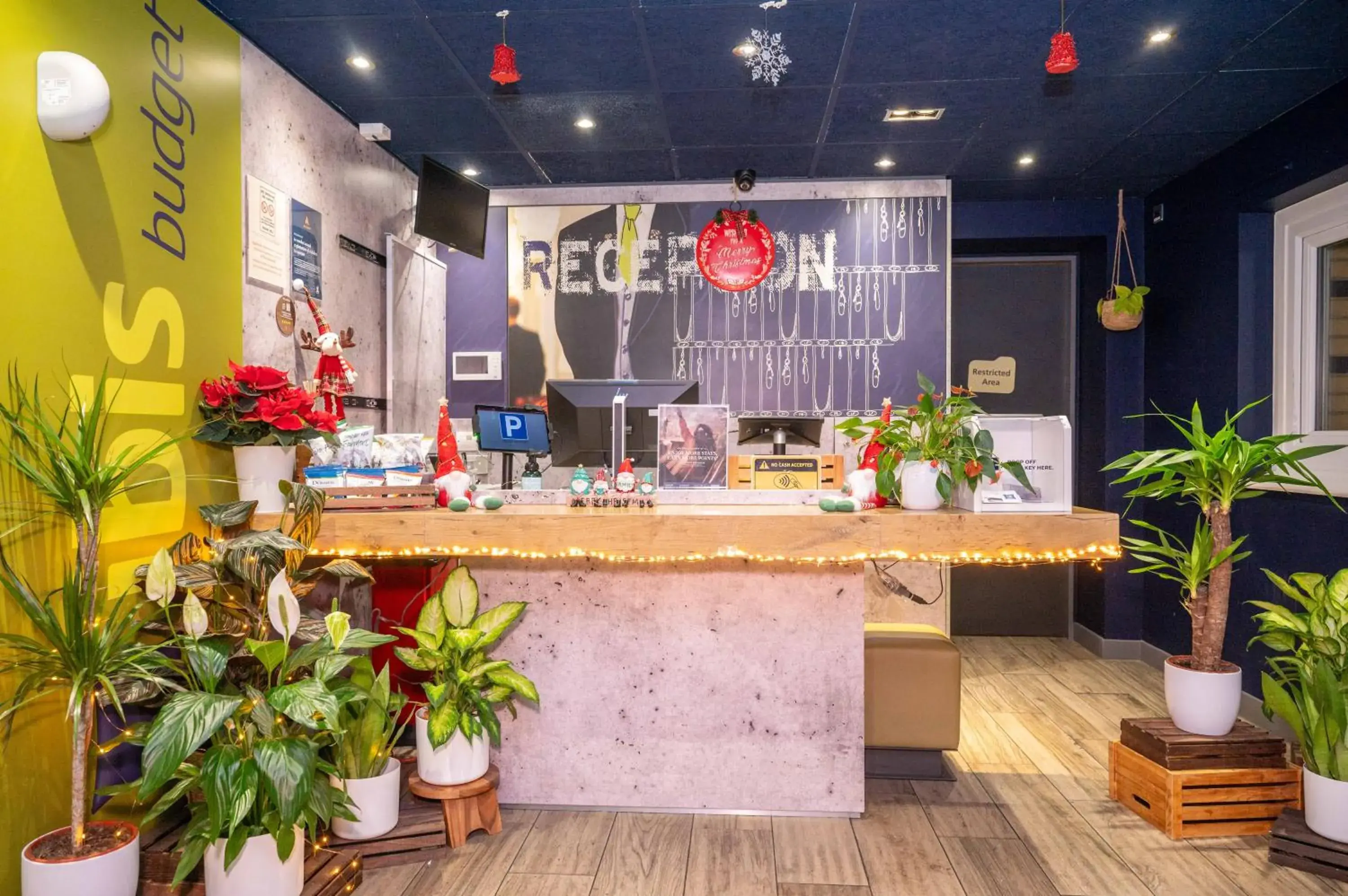 Lobby or reception in ibis budget London Barking Lobby or reception in ibis budget London Barking