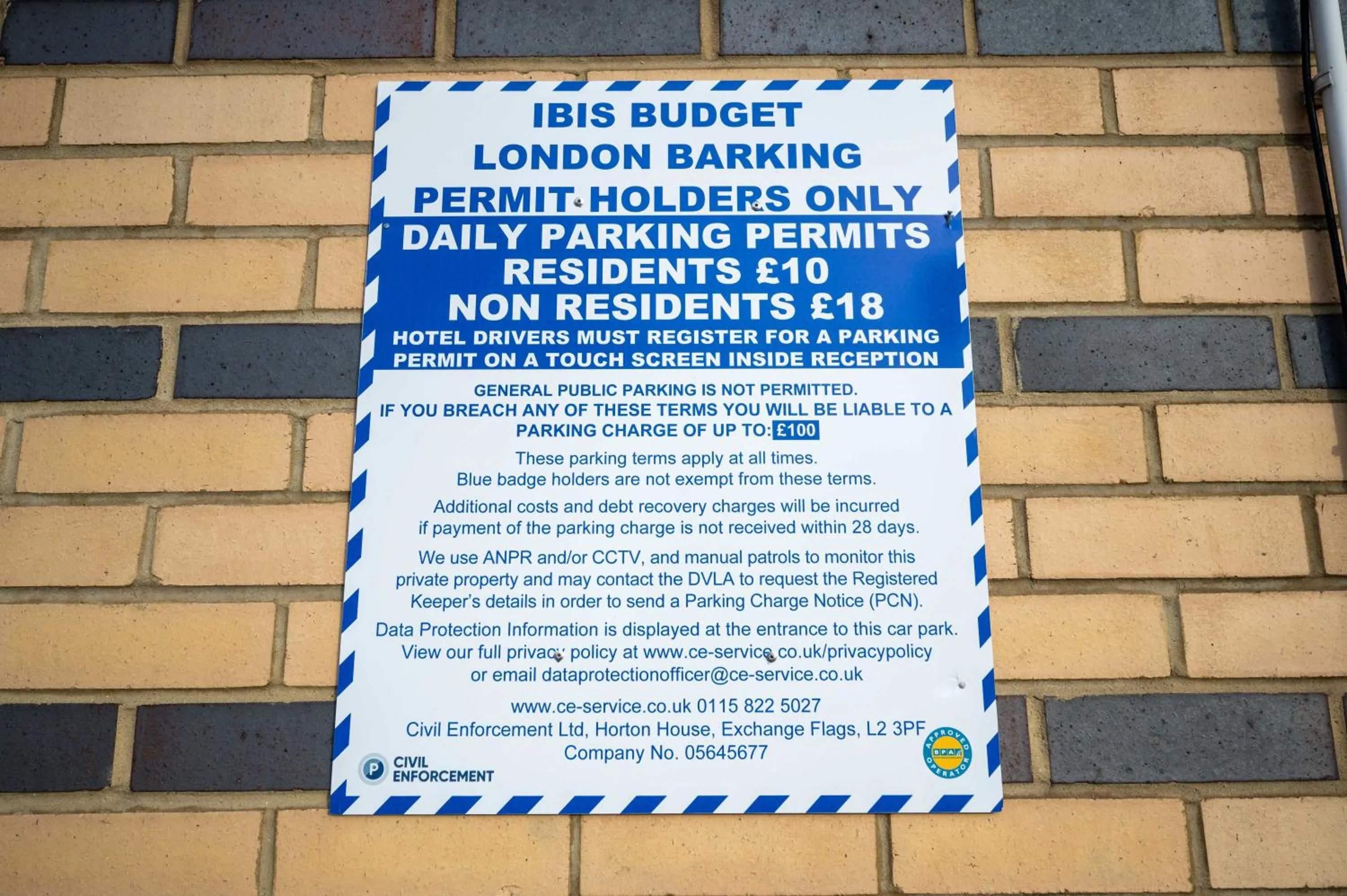 Parking in ibis budget London Barking