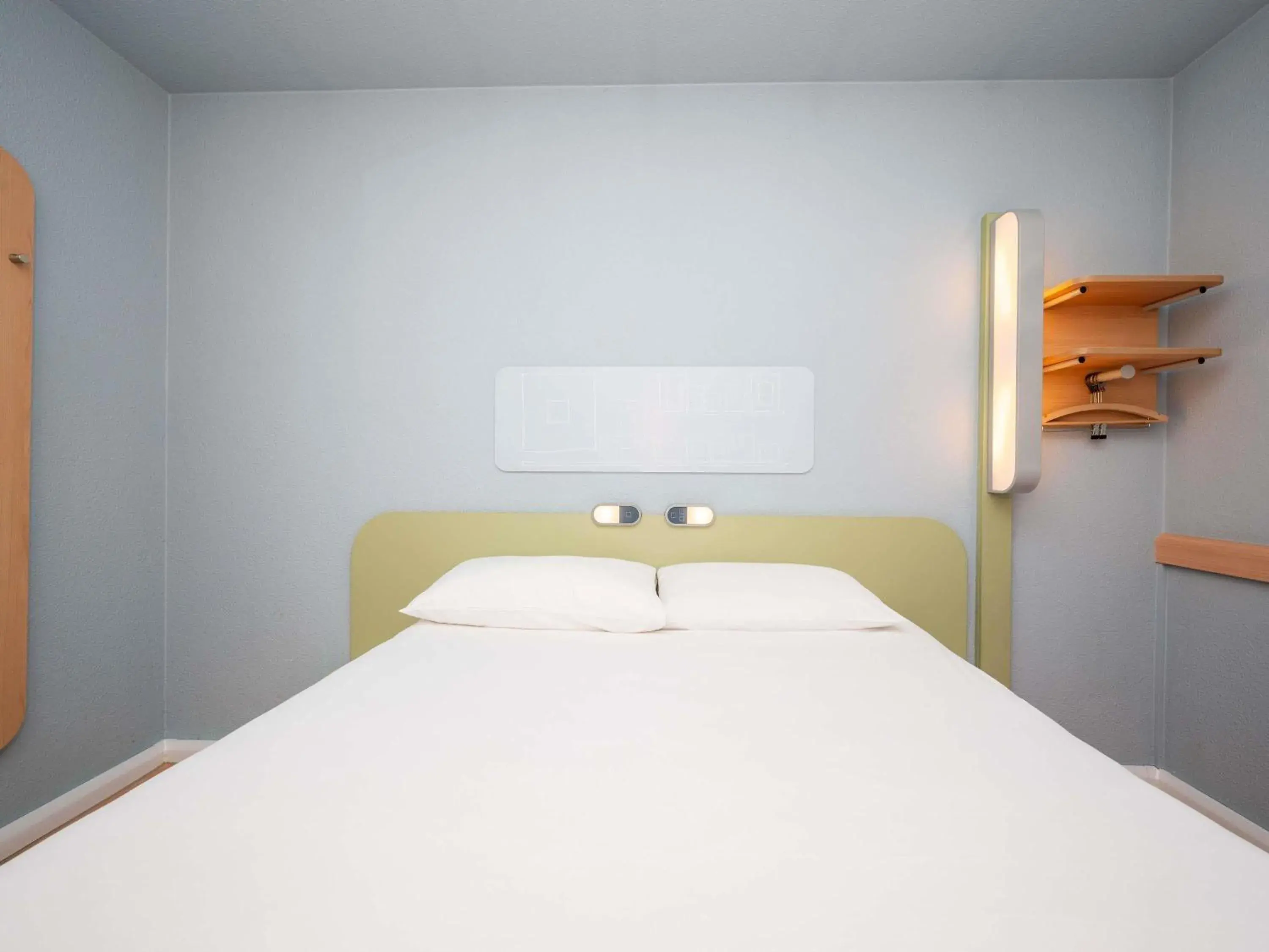 Bedroom, Bed in ibis budget London Barking Bedroom, Bed in ibis budget London Barking