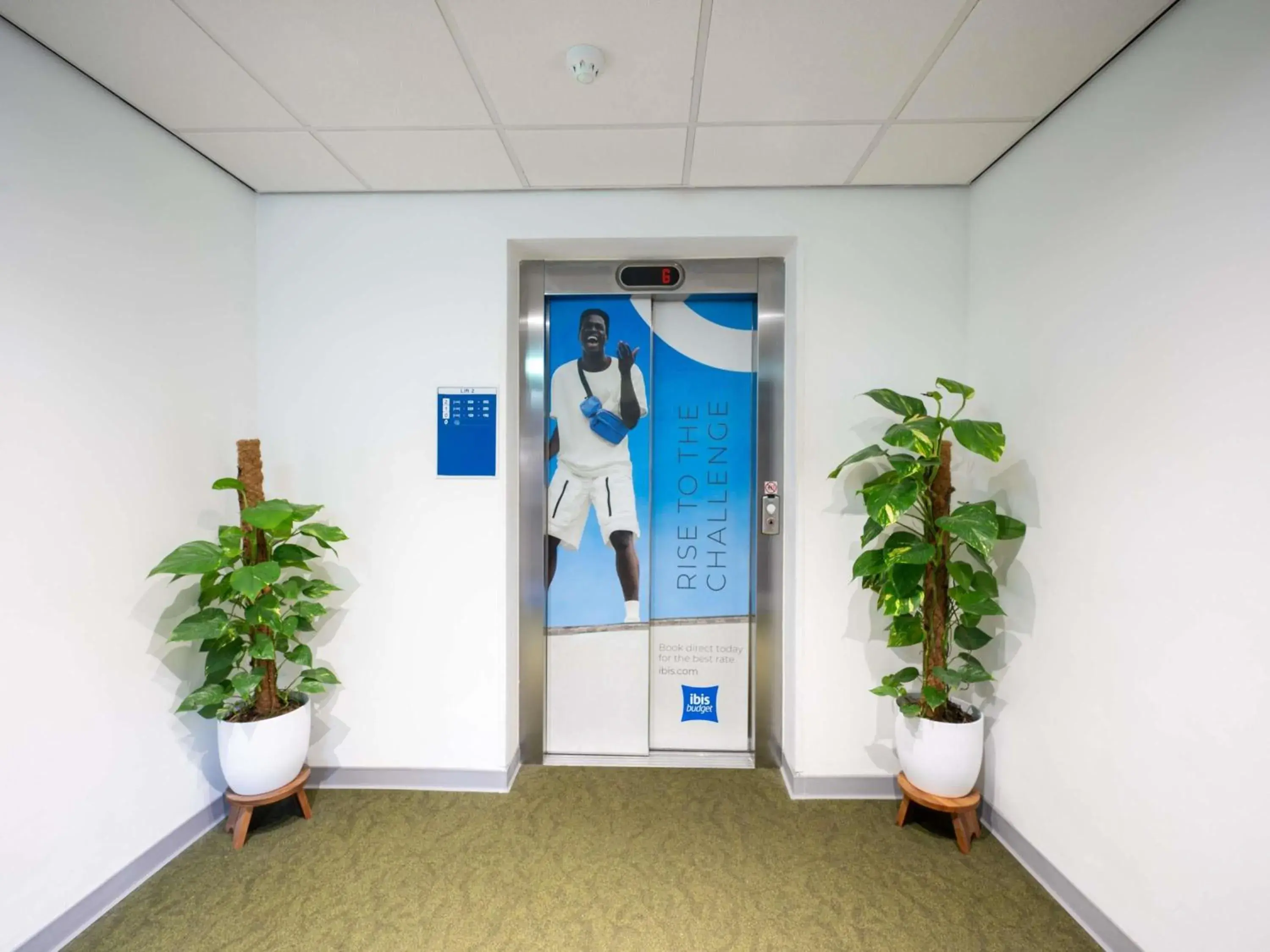 Property building in ibis budget London Barking Property building in ibis budget London Barking