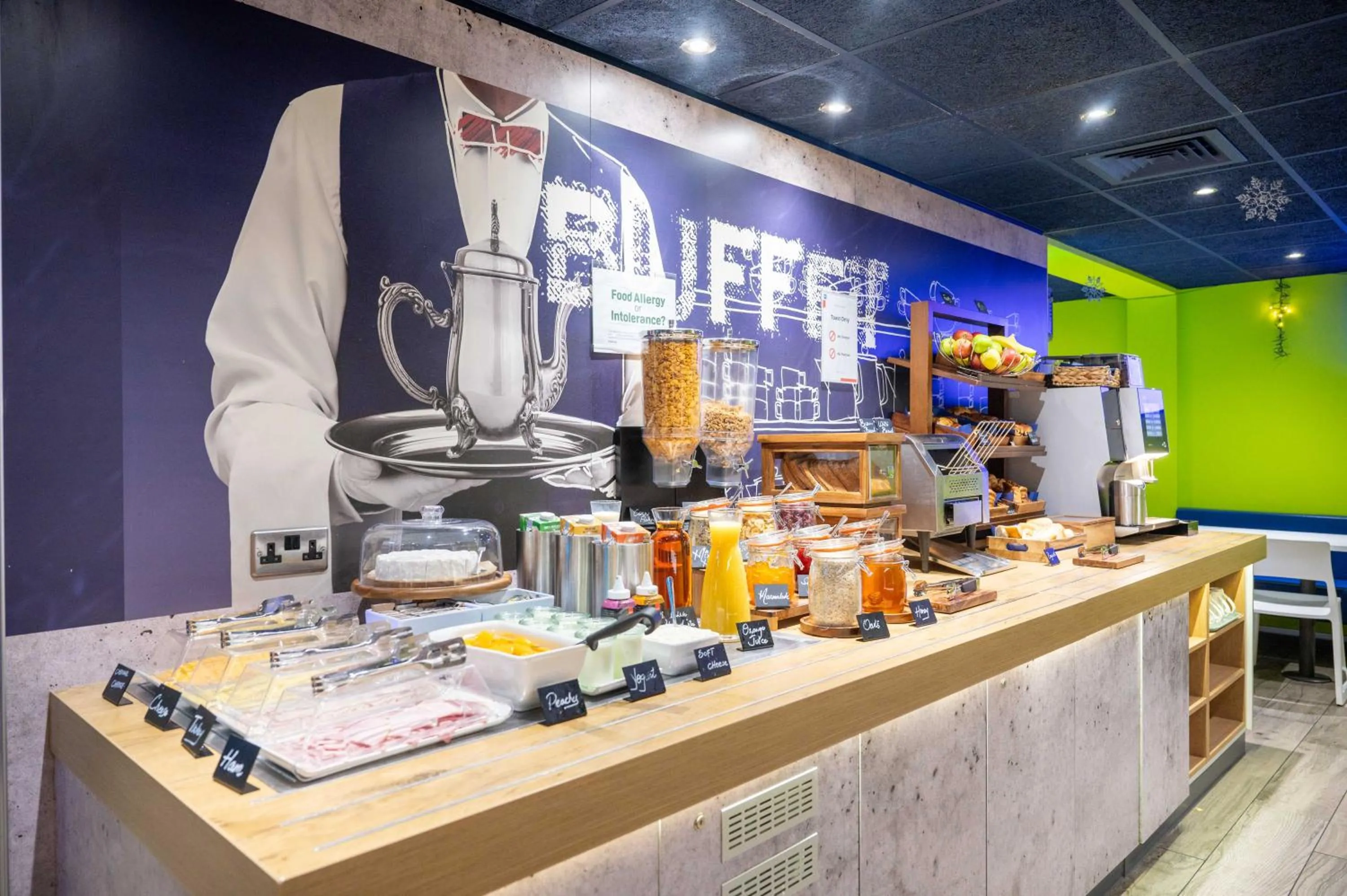 Continental breakfast in ibis budget London Barking