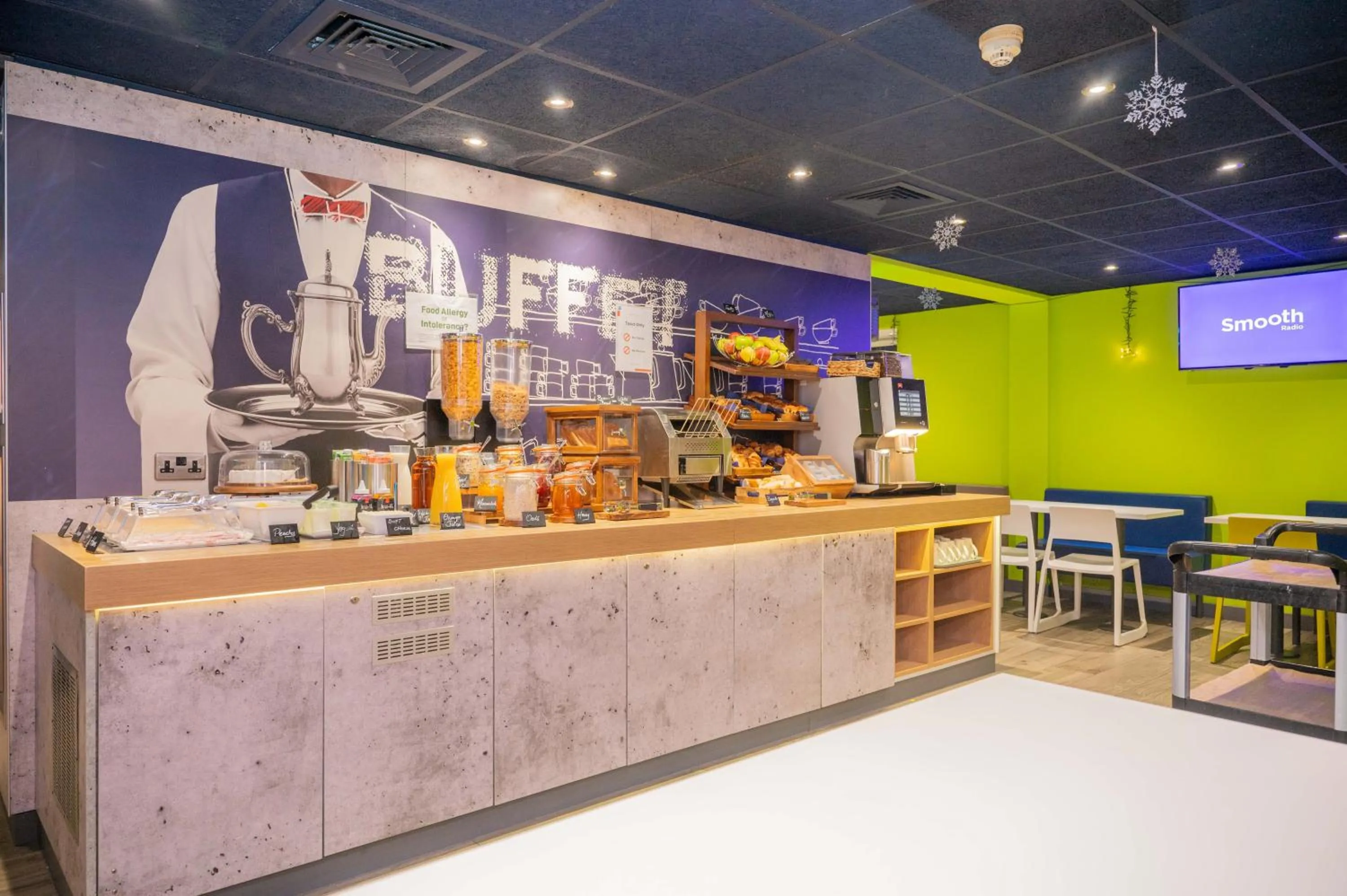 Breakfast in ibis budget London Barking