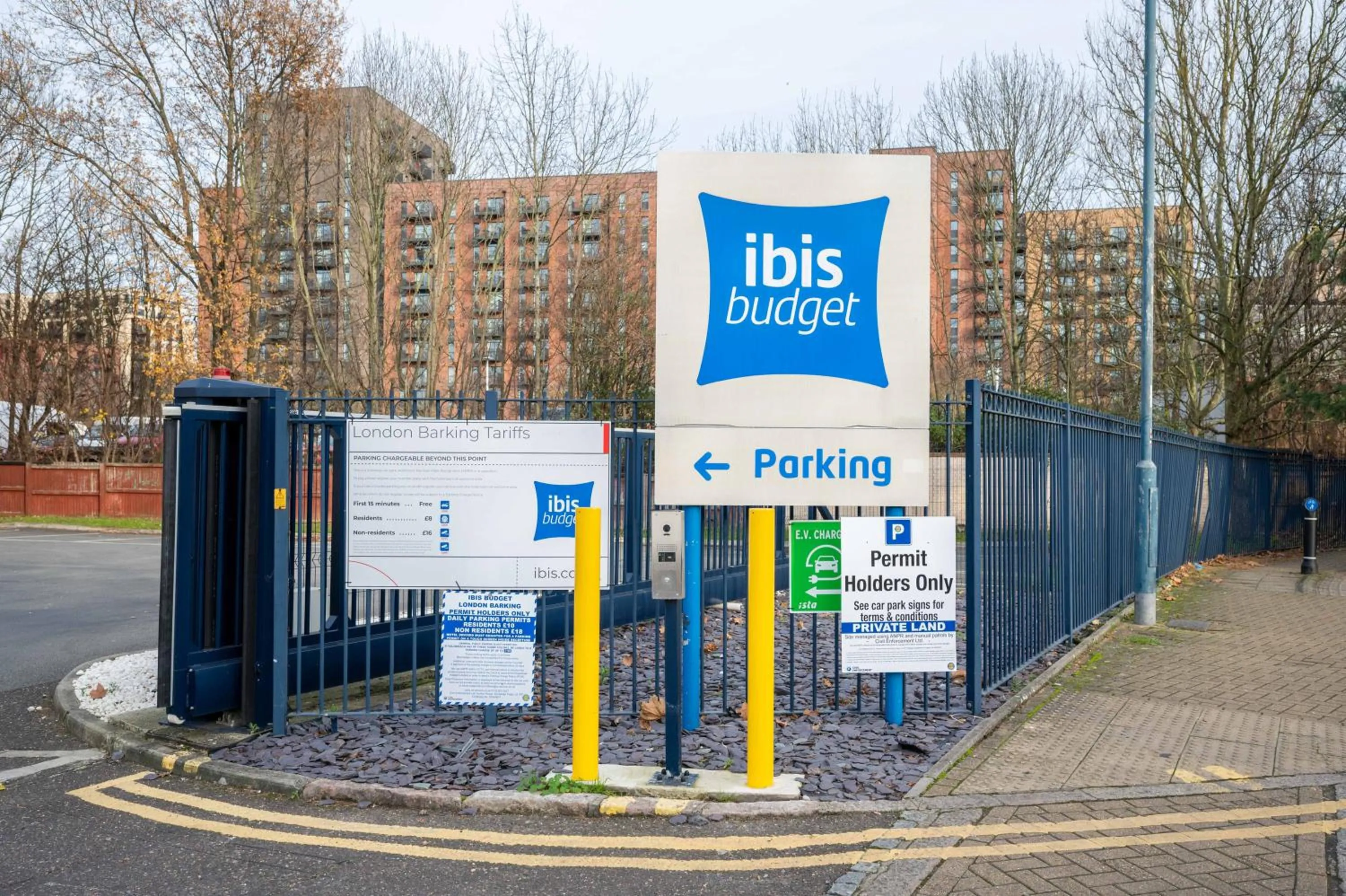 Property logo or sign in ibis budget London Barking
