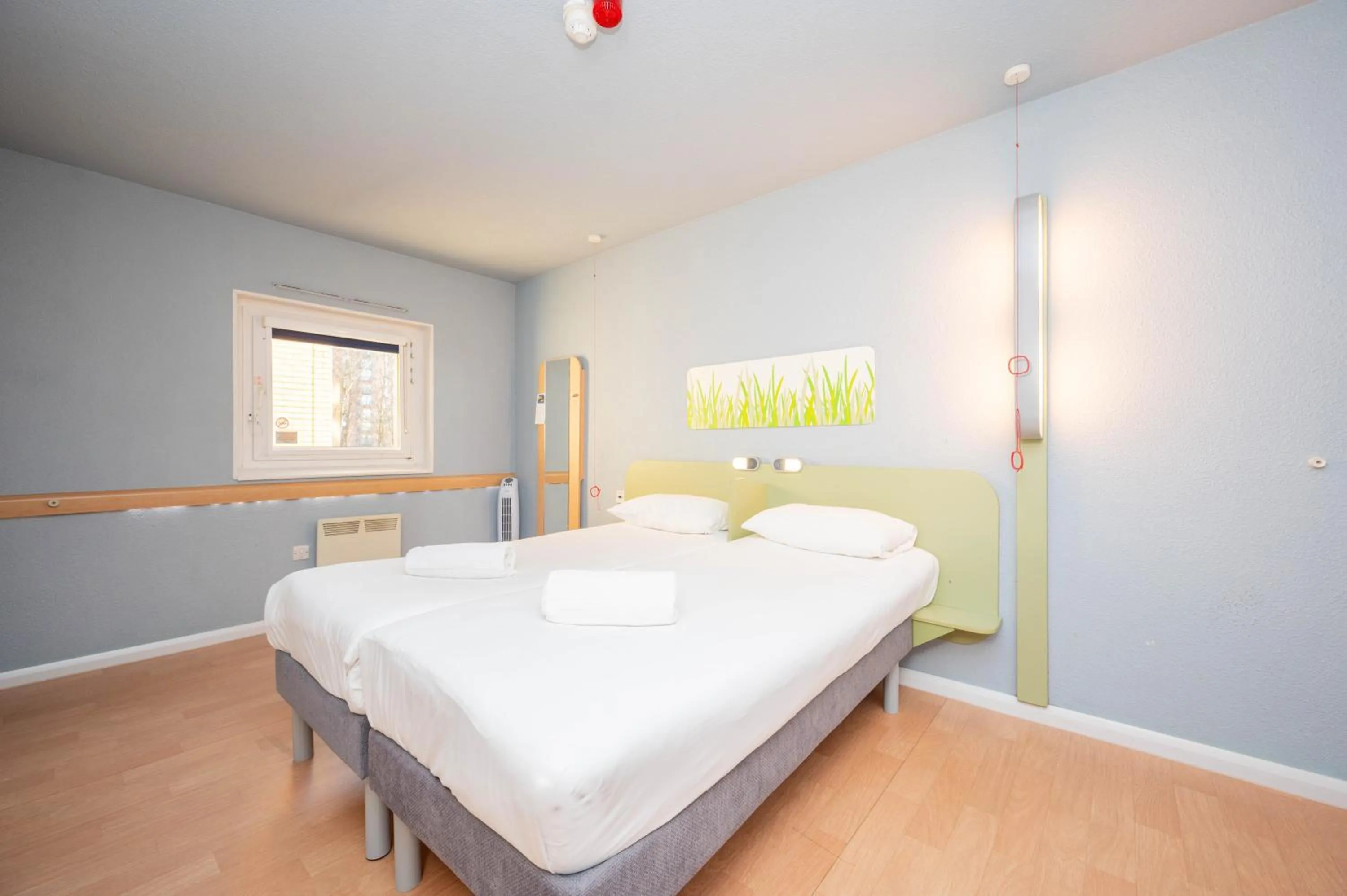 Bed in ibis budget London Barking