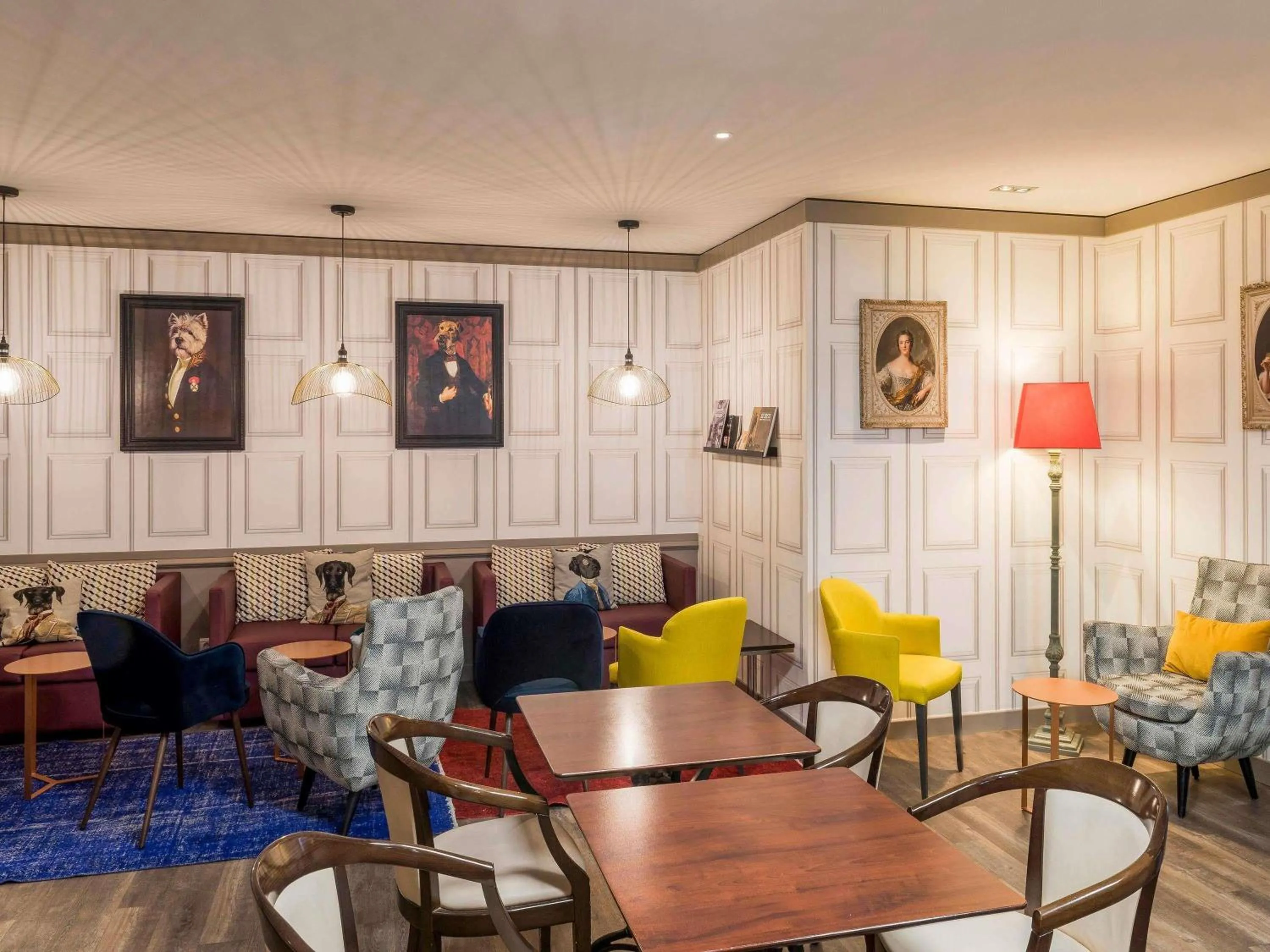 Restaurant/places to eat in Mercure Paris Roissy CDG