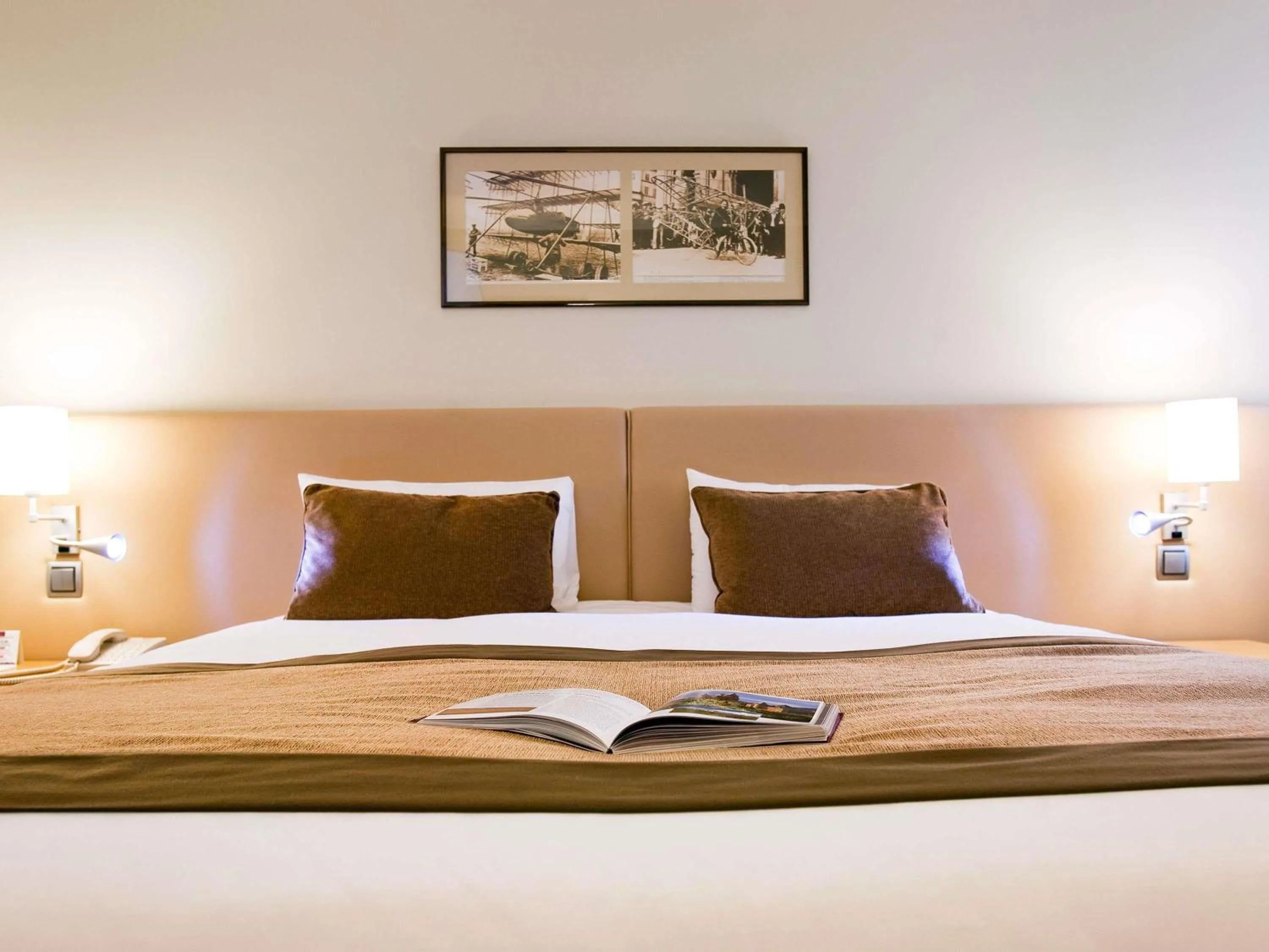 Bedroom, Bed in Mercure Paris Roissy CDG