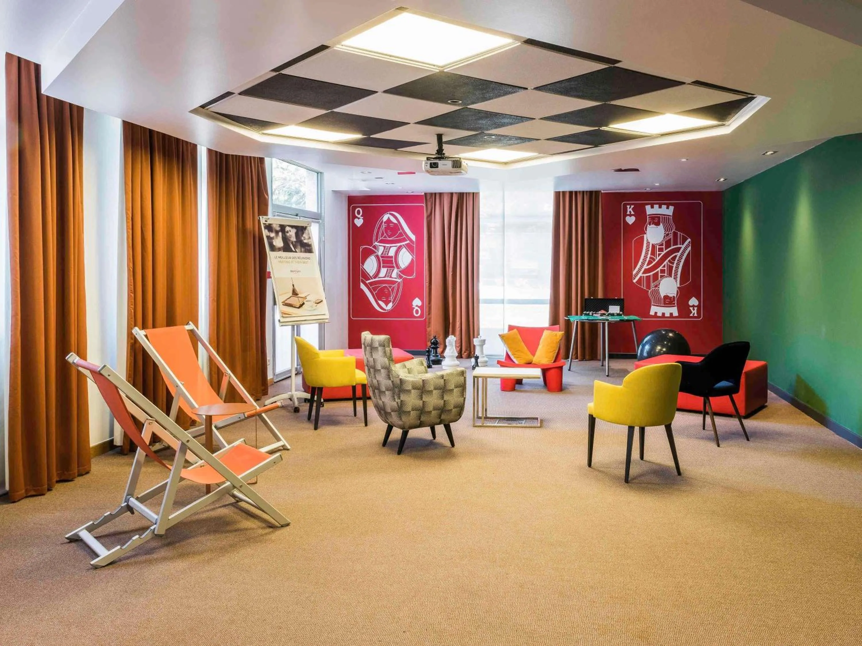 Meeting/conference room in Mercure Paris Roissy CDG