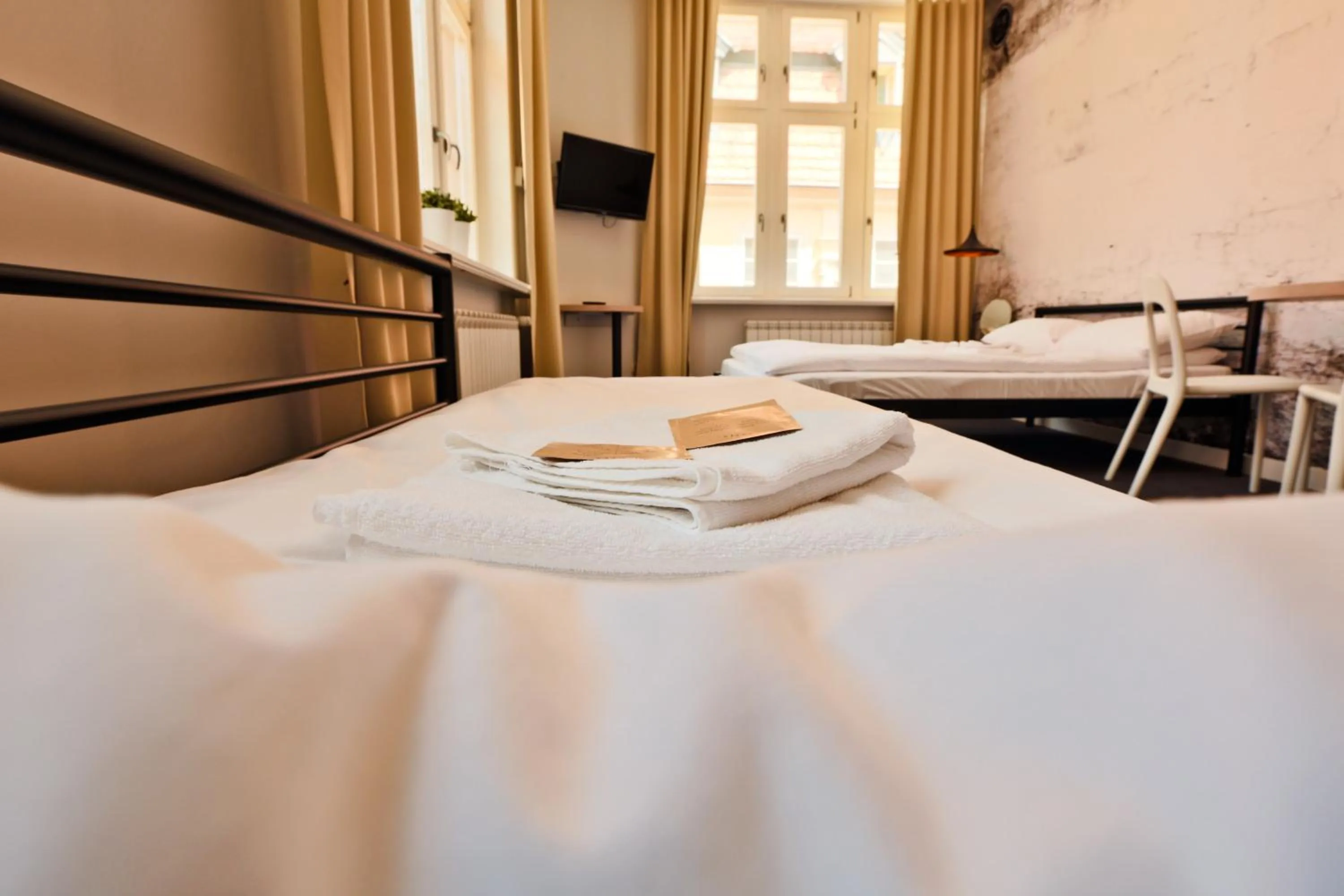 Bed in Sleep in Hostel & Apartments Stary Rynek
