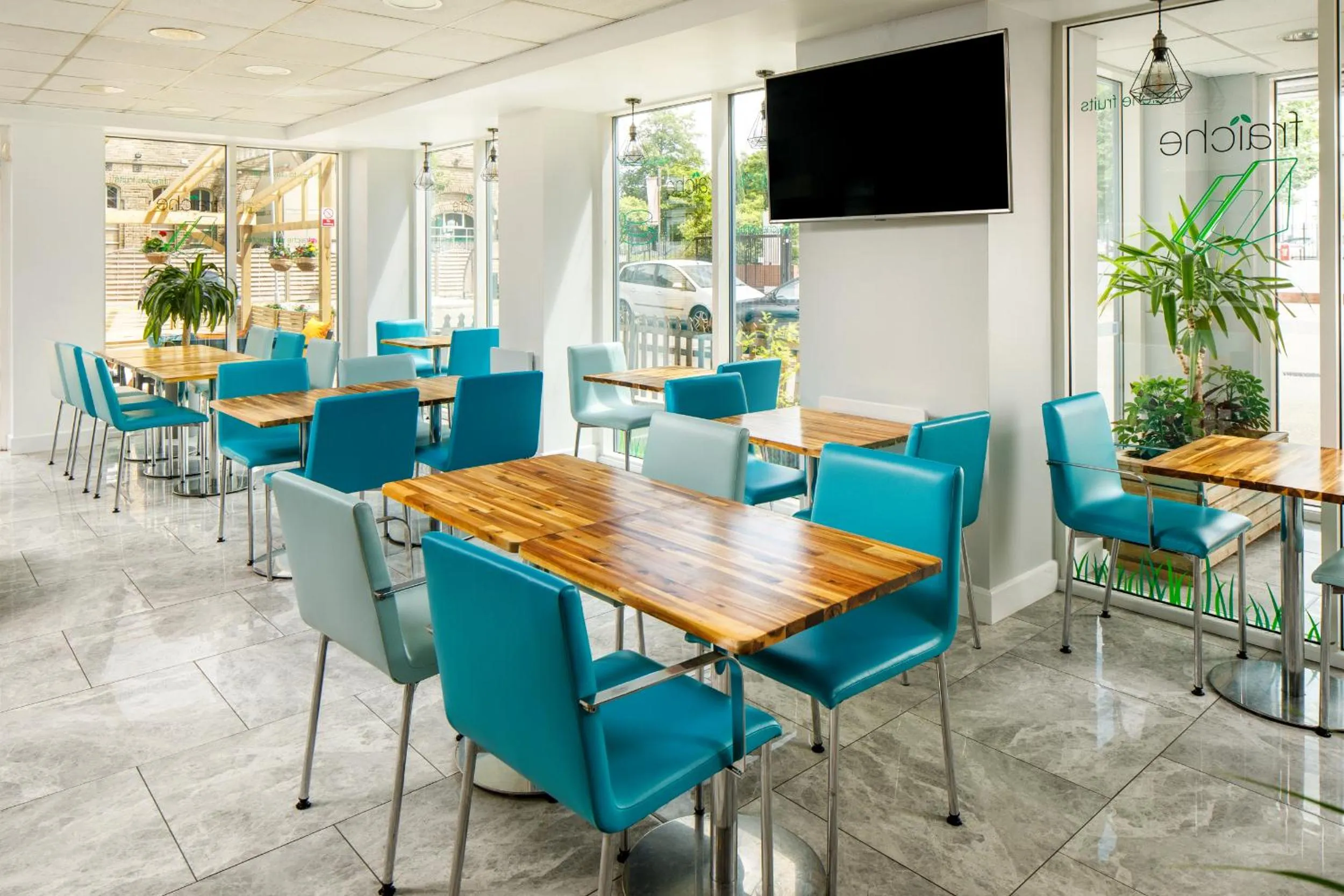 Restaurant/places to eat in ibis budget Sheffield Arena