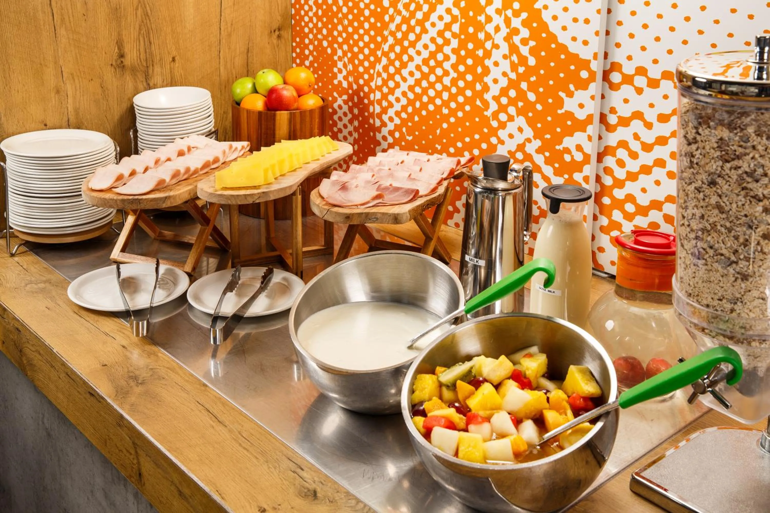 Breakfast in ibis budget Southampton Centre