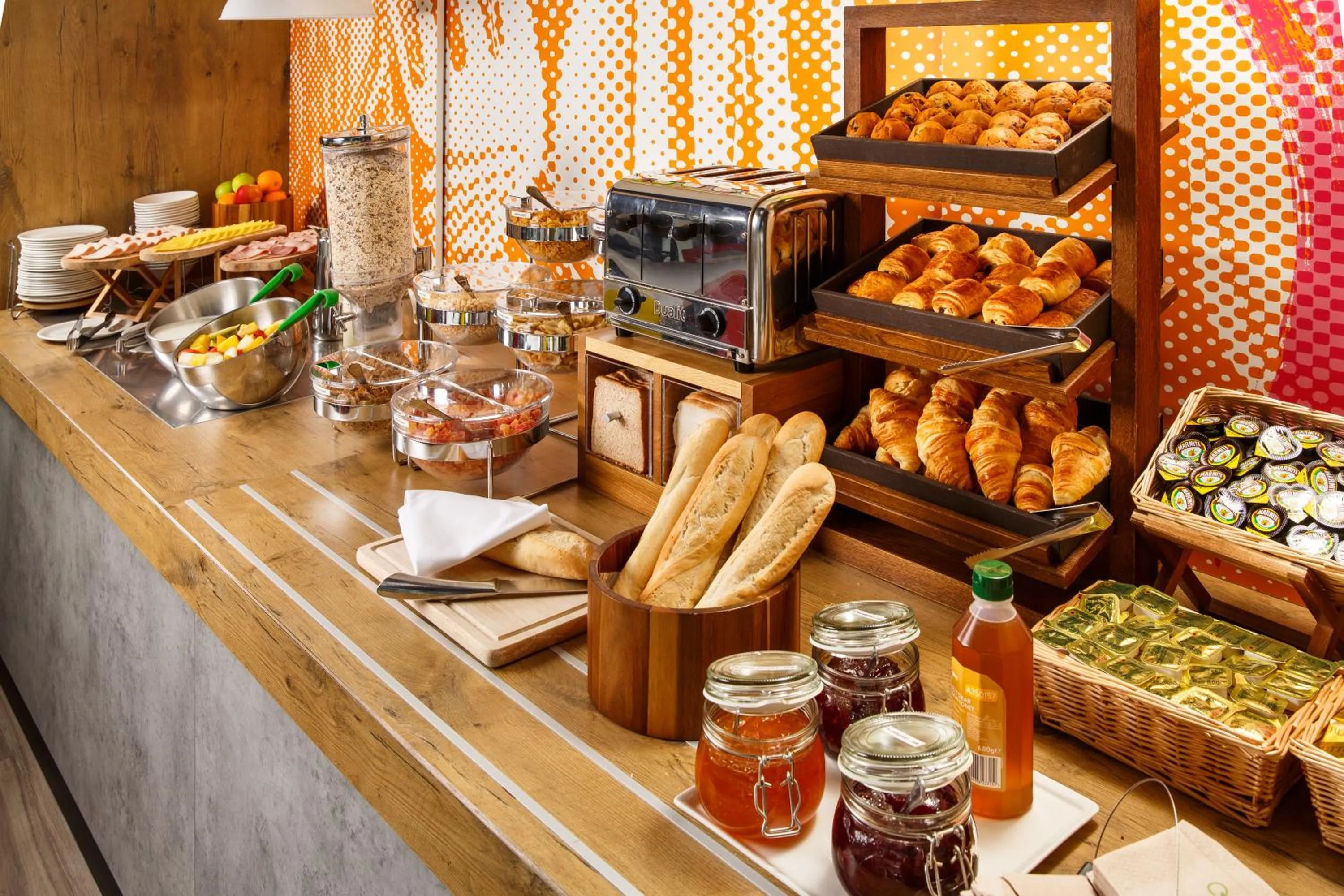 Breakfast in ibis budget Southampton Centre