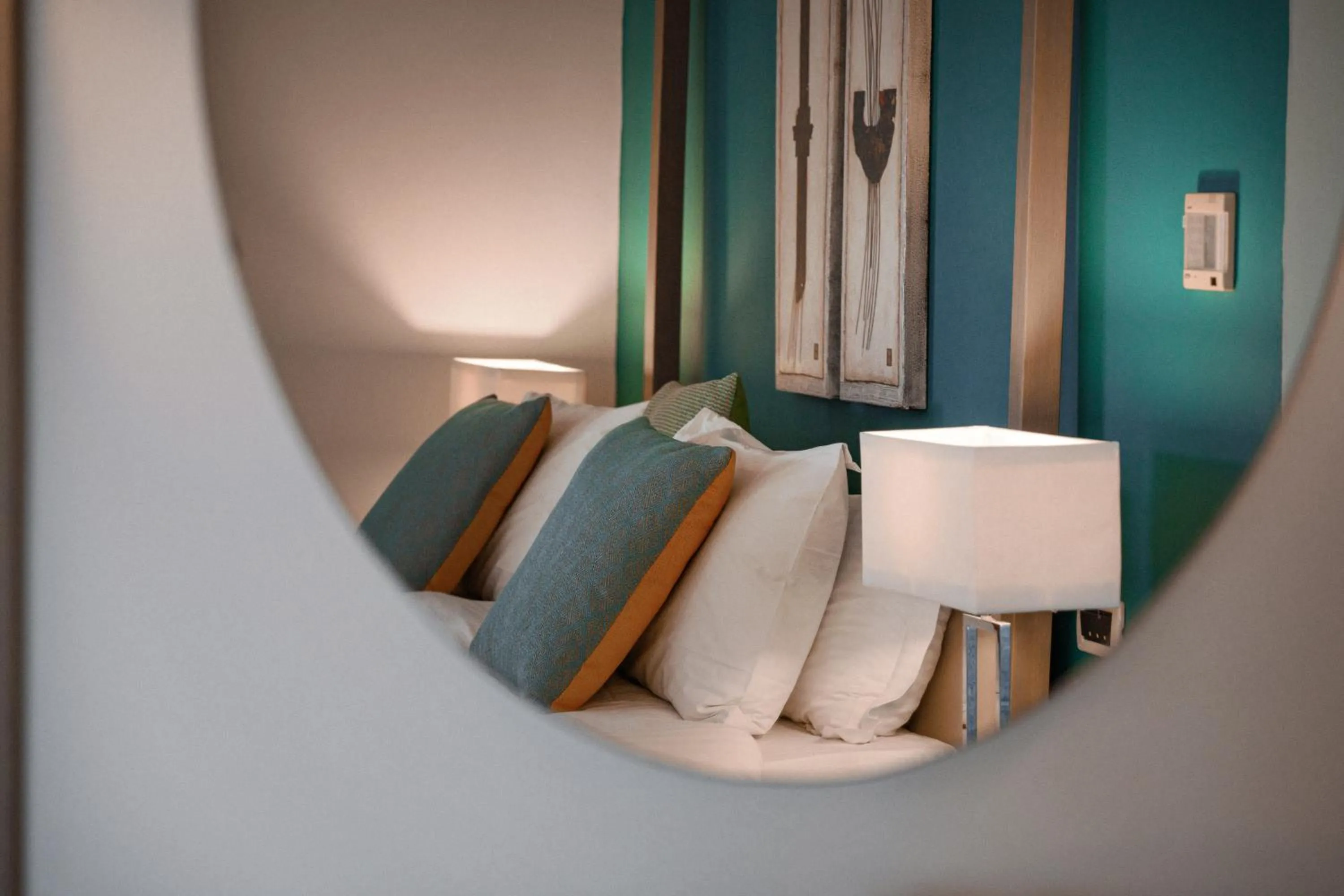 Bedroom, Bed in Restia