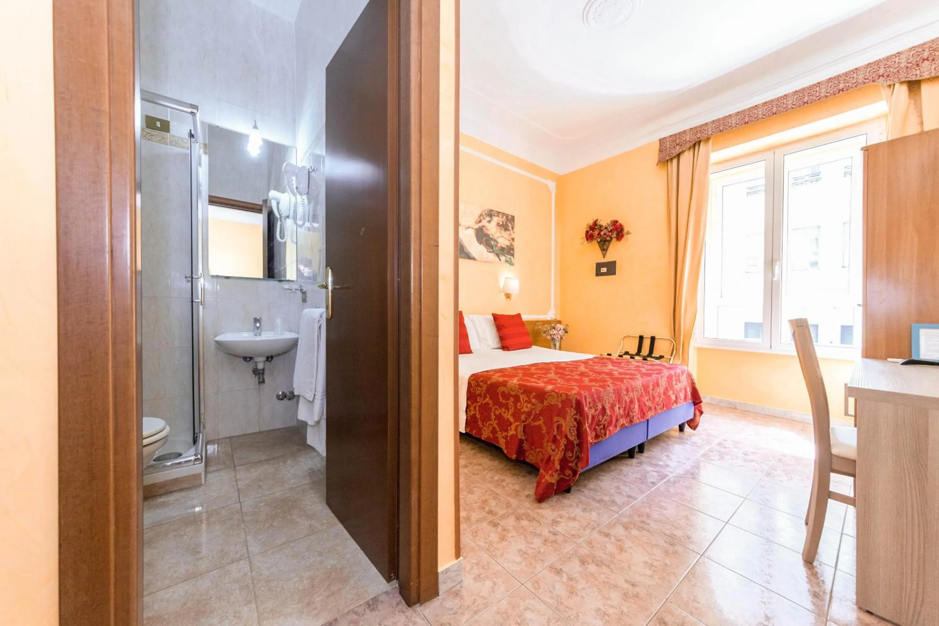 Photo of the whole room, Bed in Downtown Accommodation