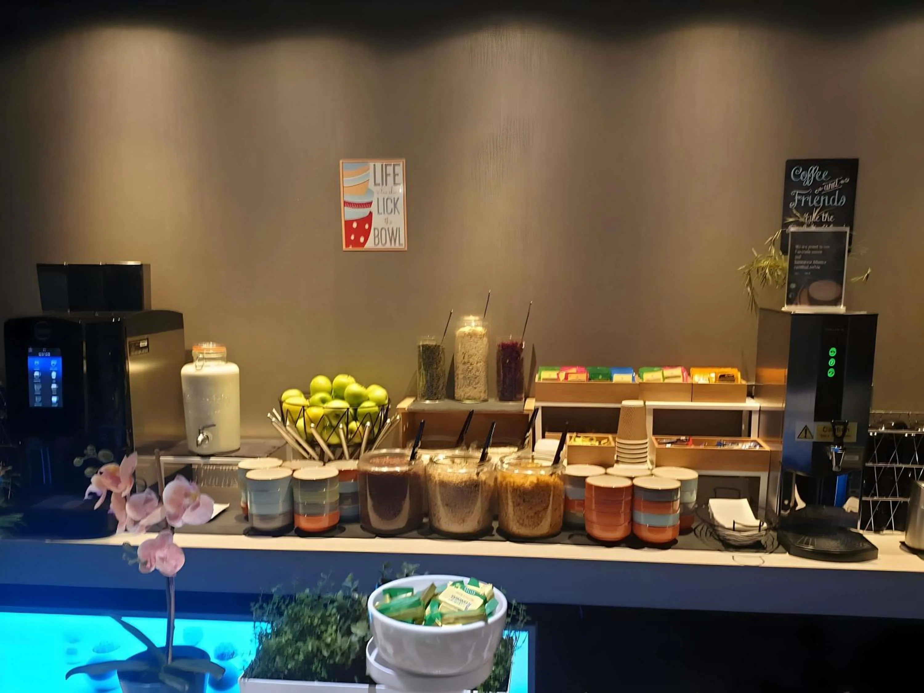 Breakfast in Ibis Styles Liverpool Centre Dale Street - Cavern Quarter