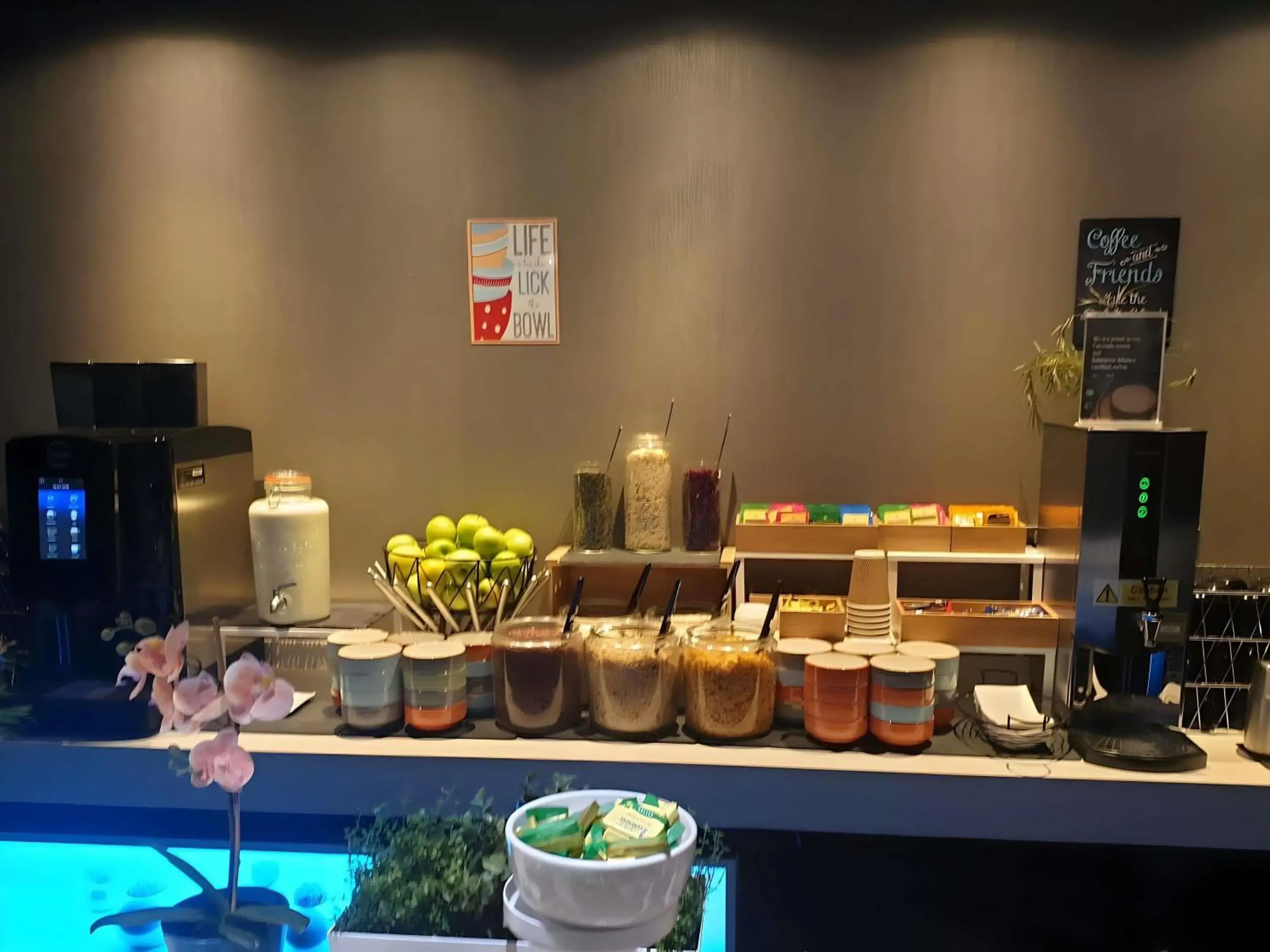 Breakfast in Ibis Styles Liverpool Centre Dale Street - Cavern Quarter Breakfast in Ibis Styles Liverpool Centre Dale Street - Cavern Quarter