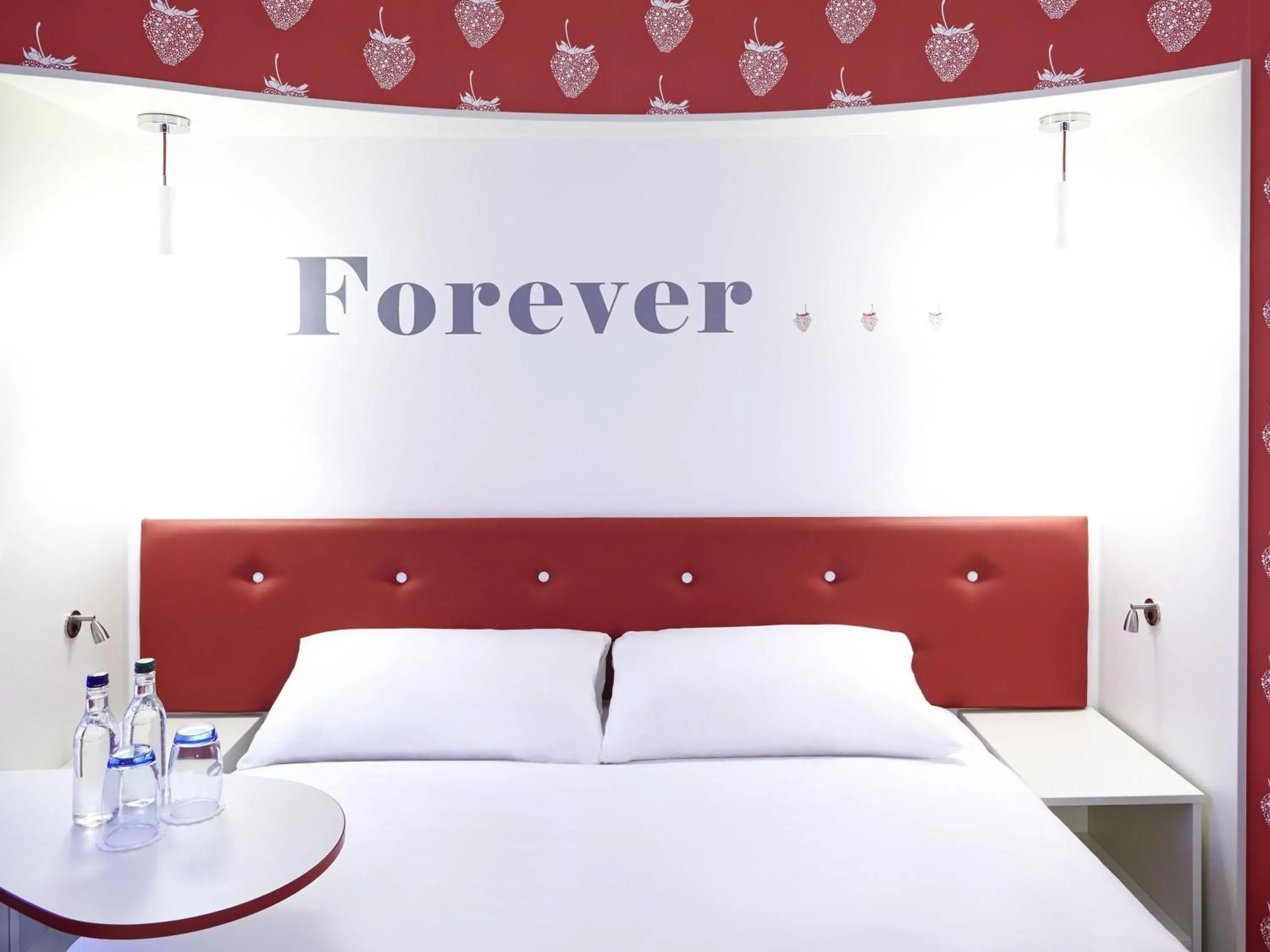 Bedroom, Bed in Ibis Styles Liverpool Centre Dale Street - Cavern Quarter Bedroom, Bed in Ibis Styles Liverpool Centre Dale Street - Cavern Quarter