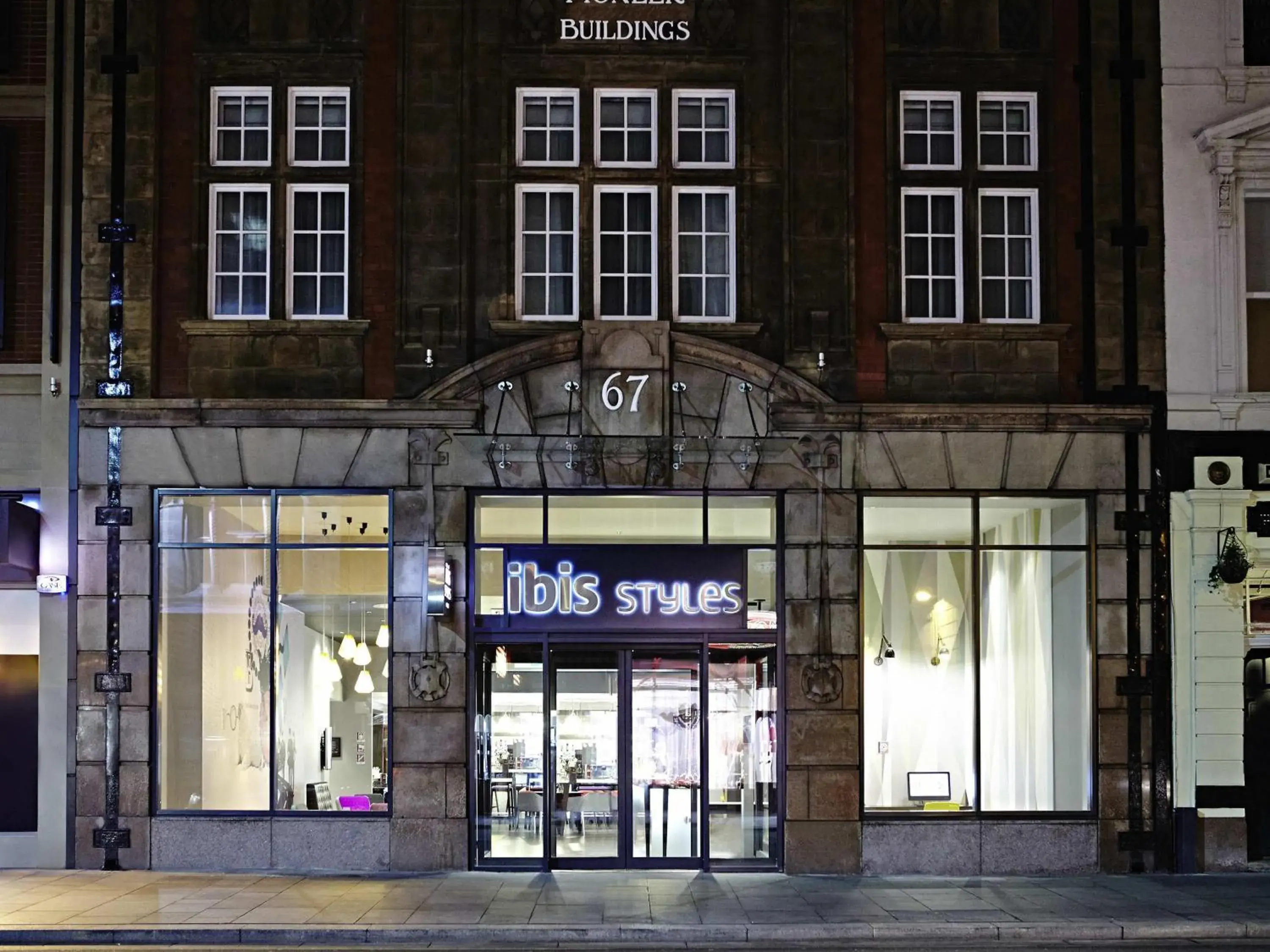 Property building in Ibis Styles Liverpool Centre Dale Street - Cavern Quarter Property building in Ibis Styles Liverpool Centre Dale Street - Cavern Quarter