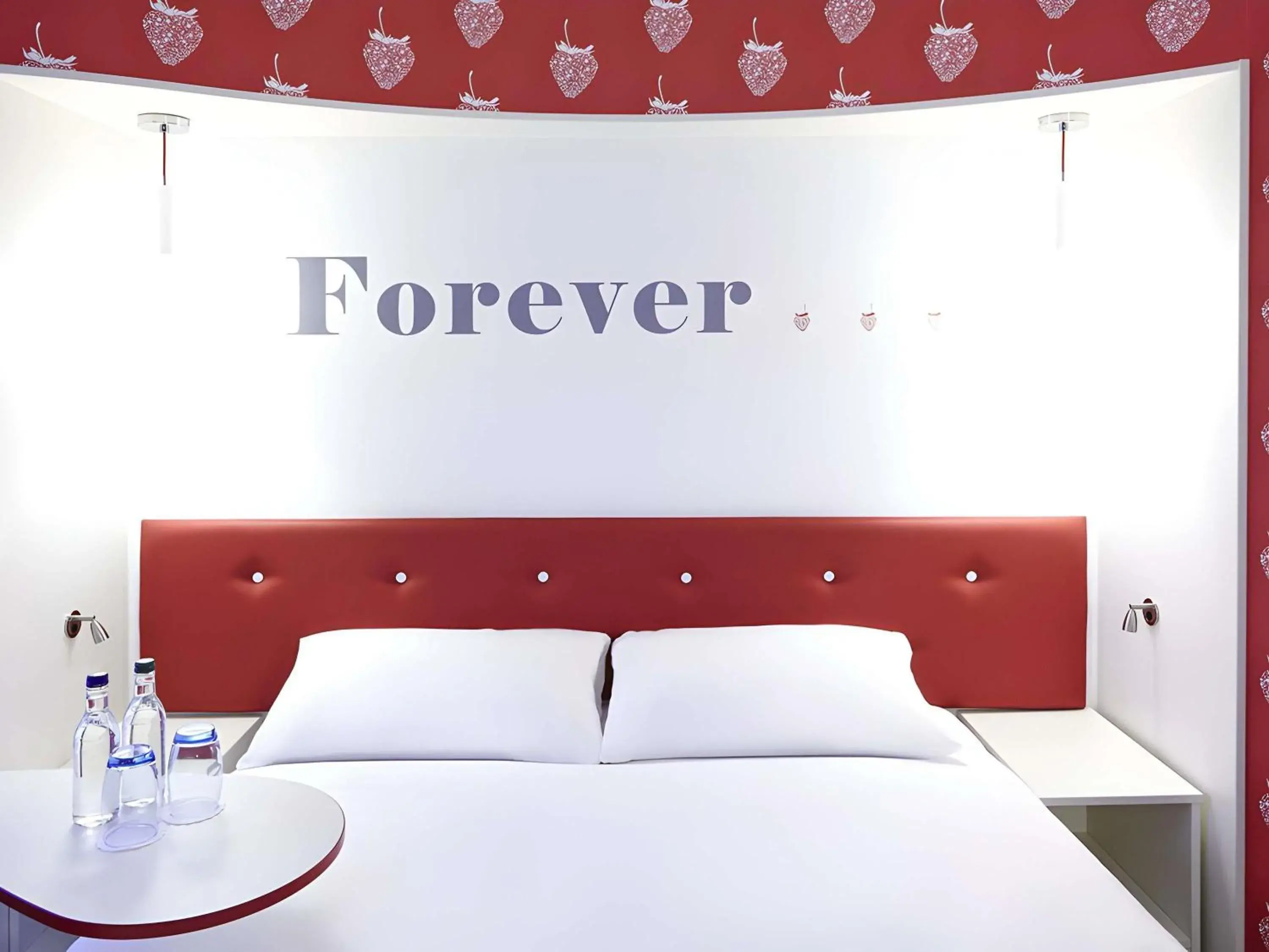 Bedroom, Bed in Ibis Styles Liverpool Centre Dale Street - Cavern Quarter Bedroom, Bed in Ibis Styles Liverpool Centre Dale Street - Cavern Quarter