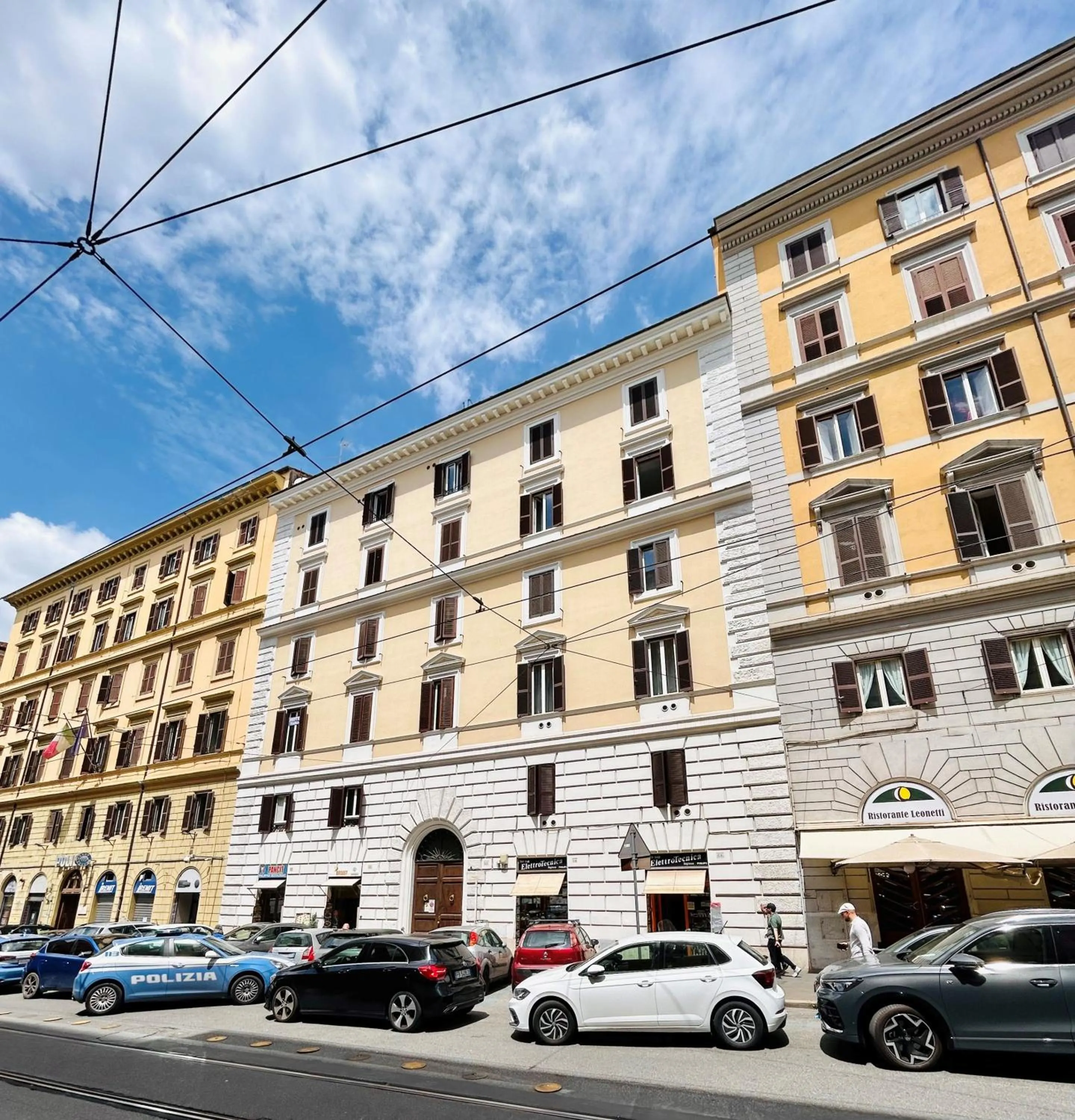 Property building in B&B Smart Rooms