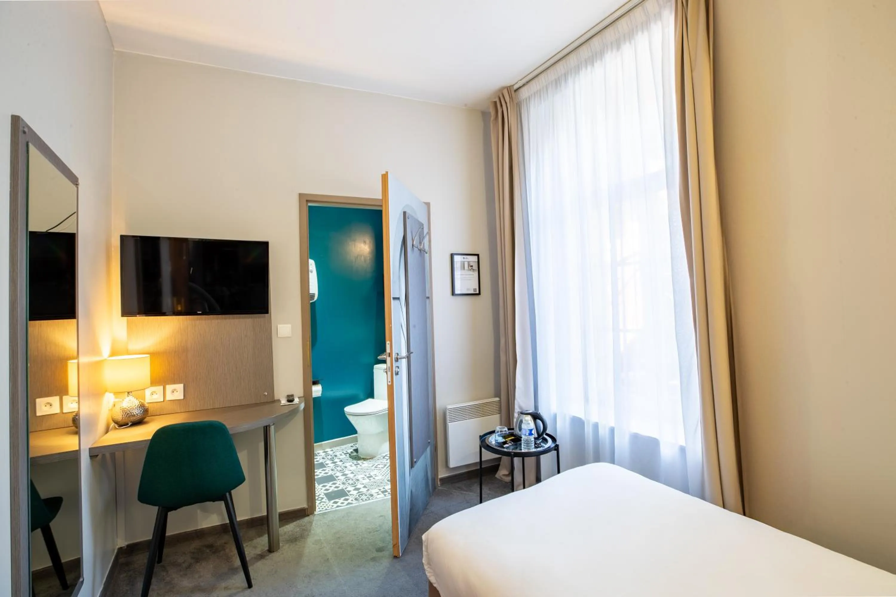 Bed in Best Western Hotel Saint Claude