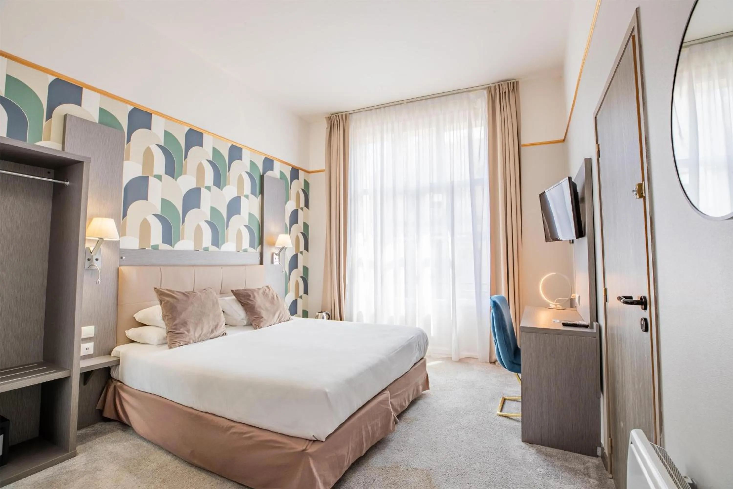 Bedroom, Bed in Best Western Hotel Saint Claude