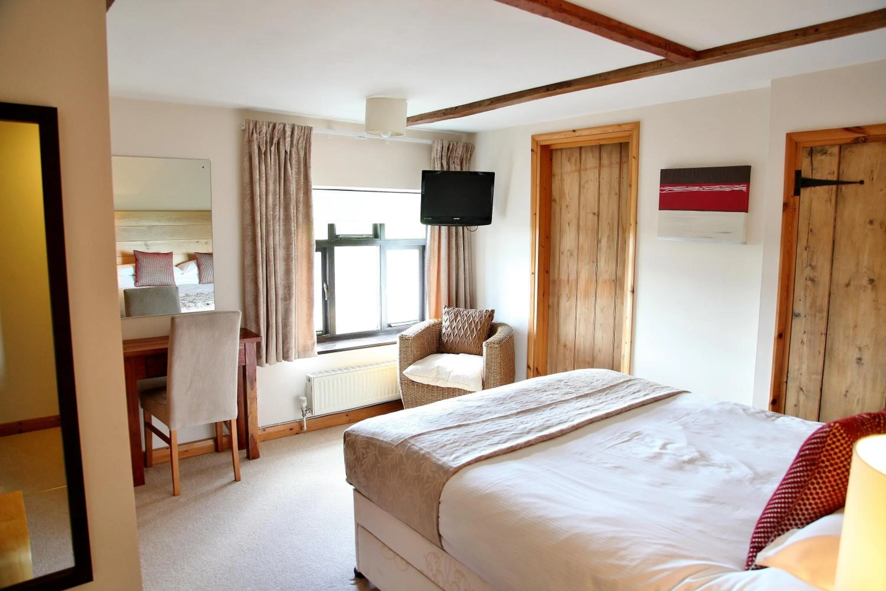 Bedroom, Bed in Greenbanks Hotel Norfolk