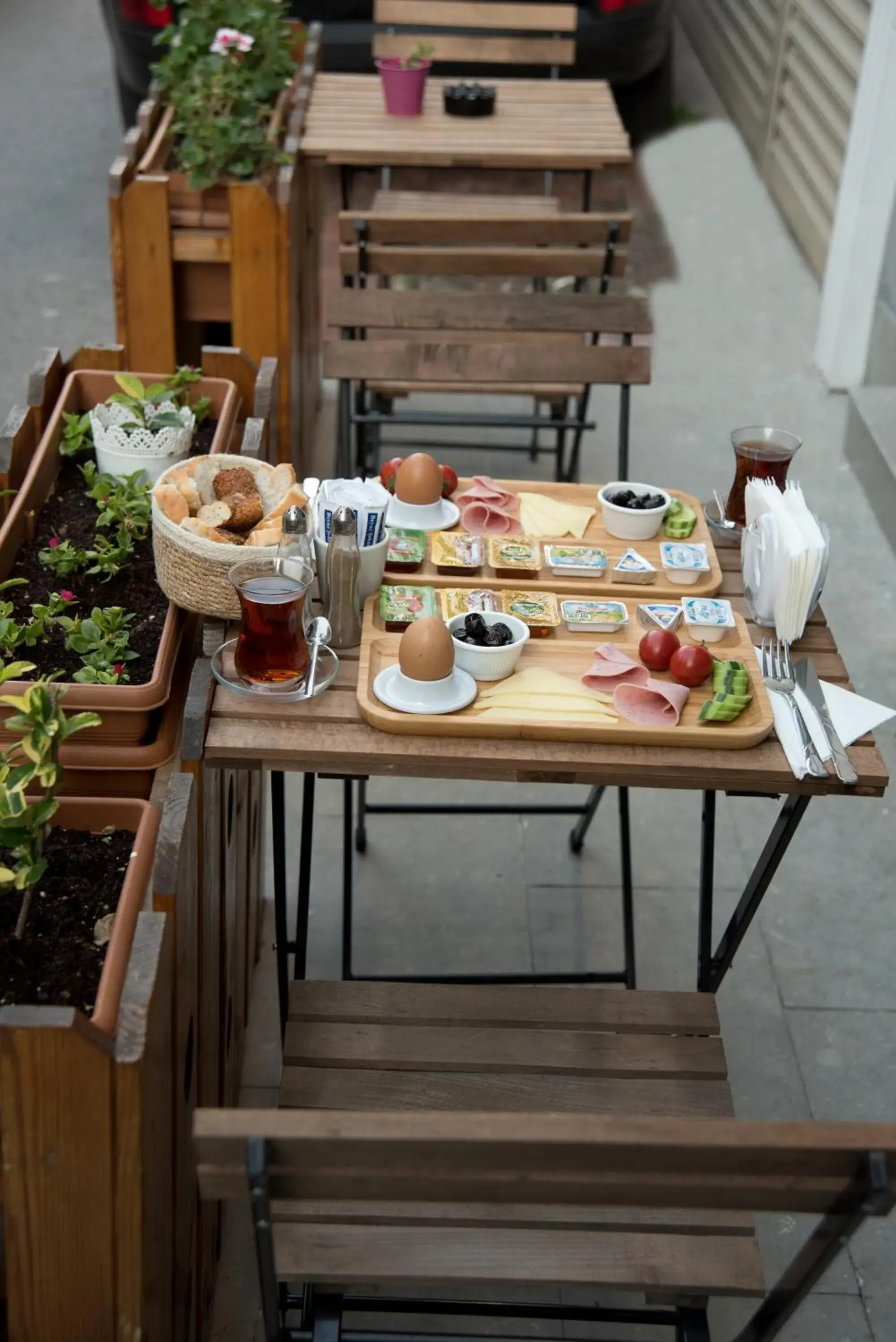Facade/entrance in Genius Hotel Istanbul Facade/entrance in Genius Hotel Istanbul