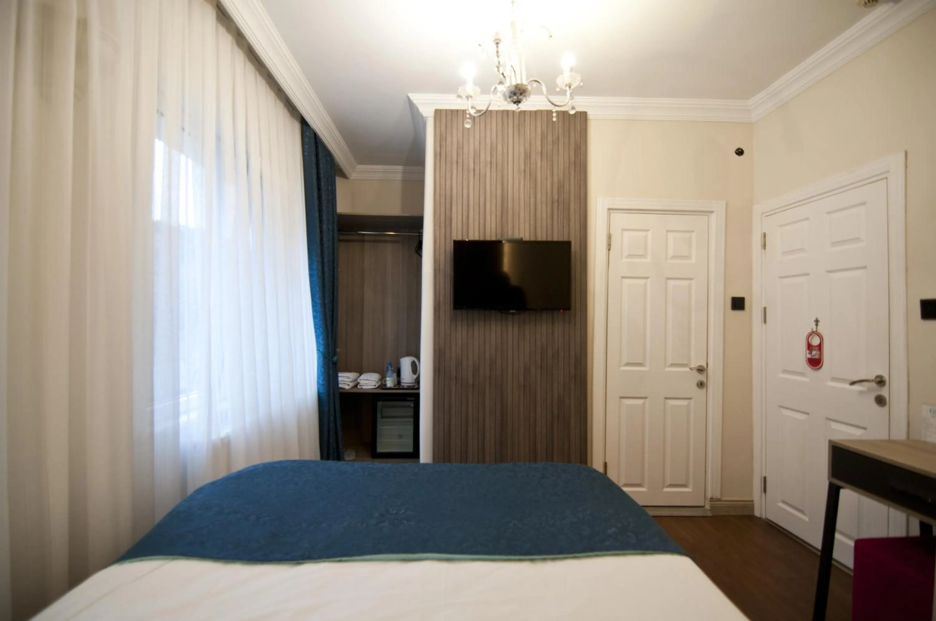 Bed in Genius Hotel Istanbul