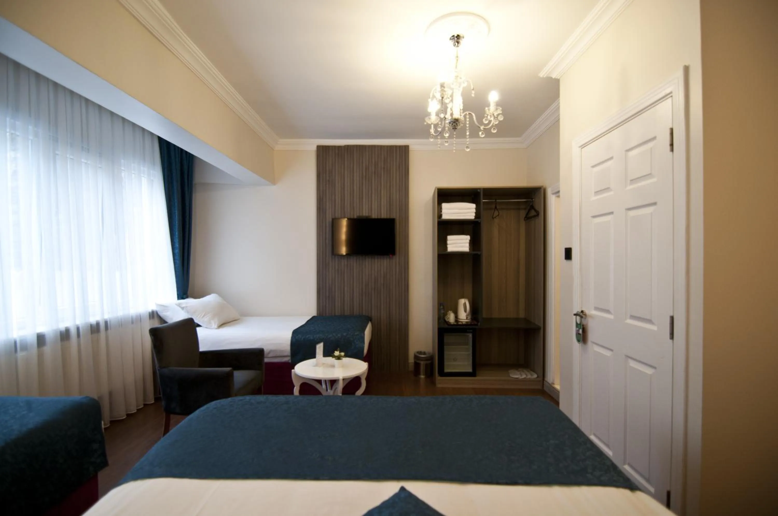 Bed in Genius Hotel Istanbul