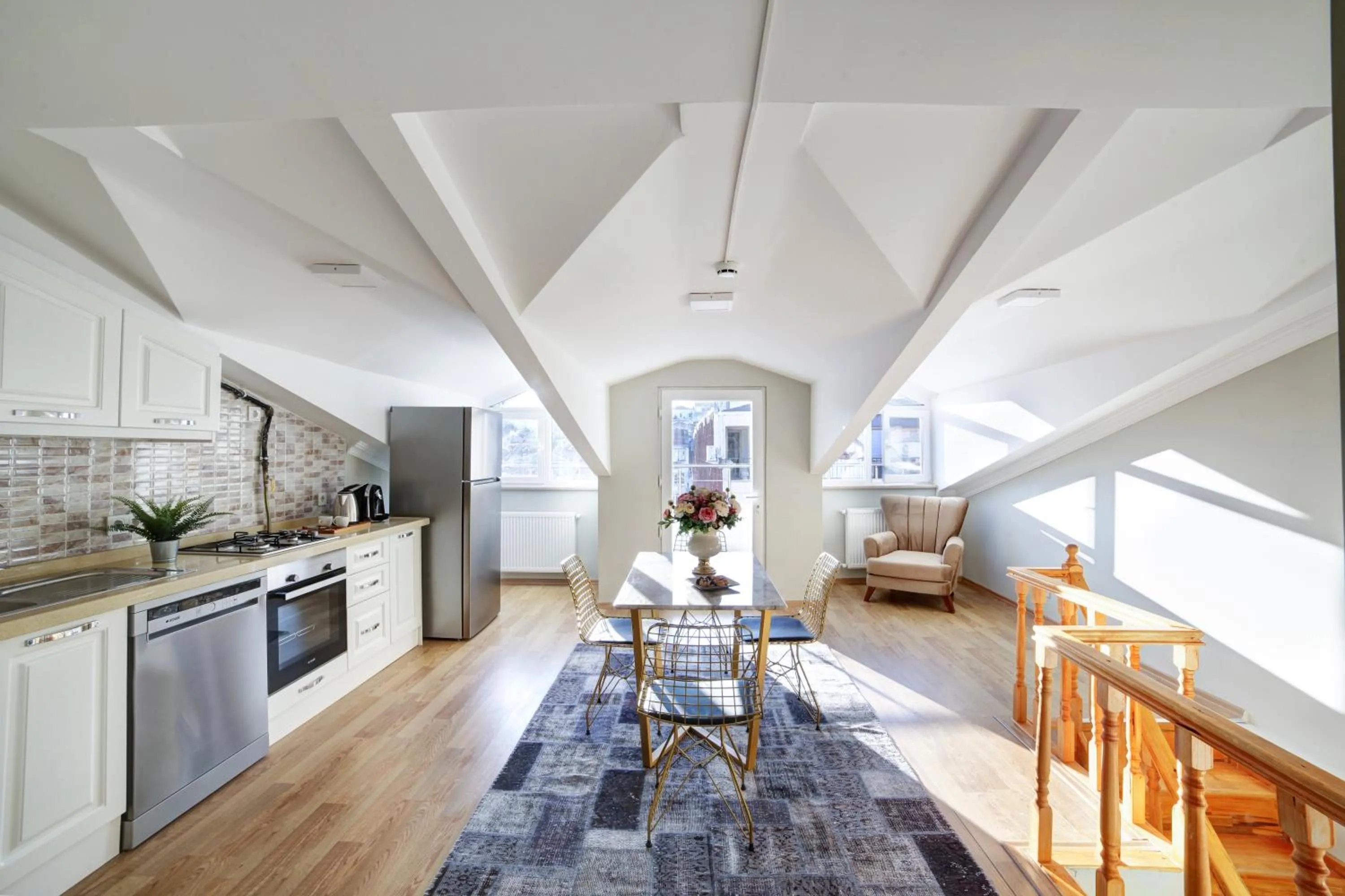 TV and multimedia in Beddington Residence Sisli