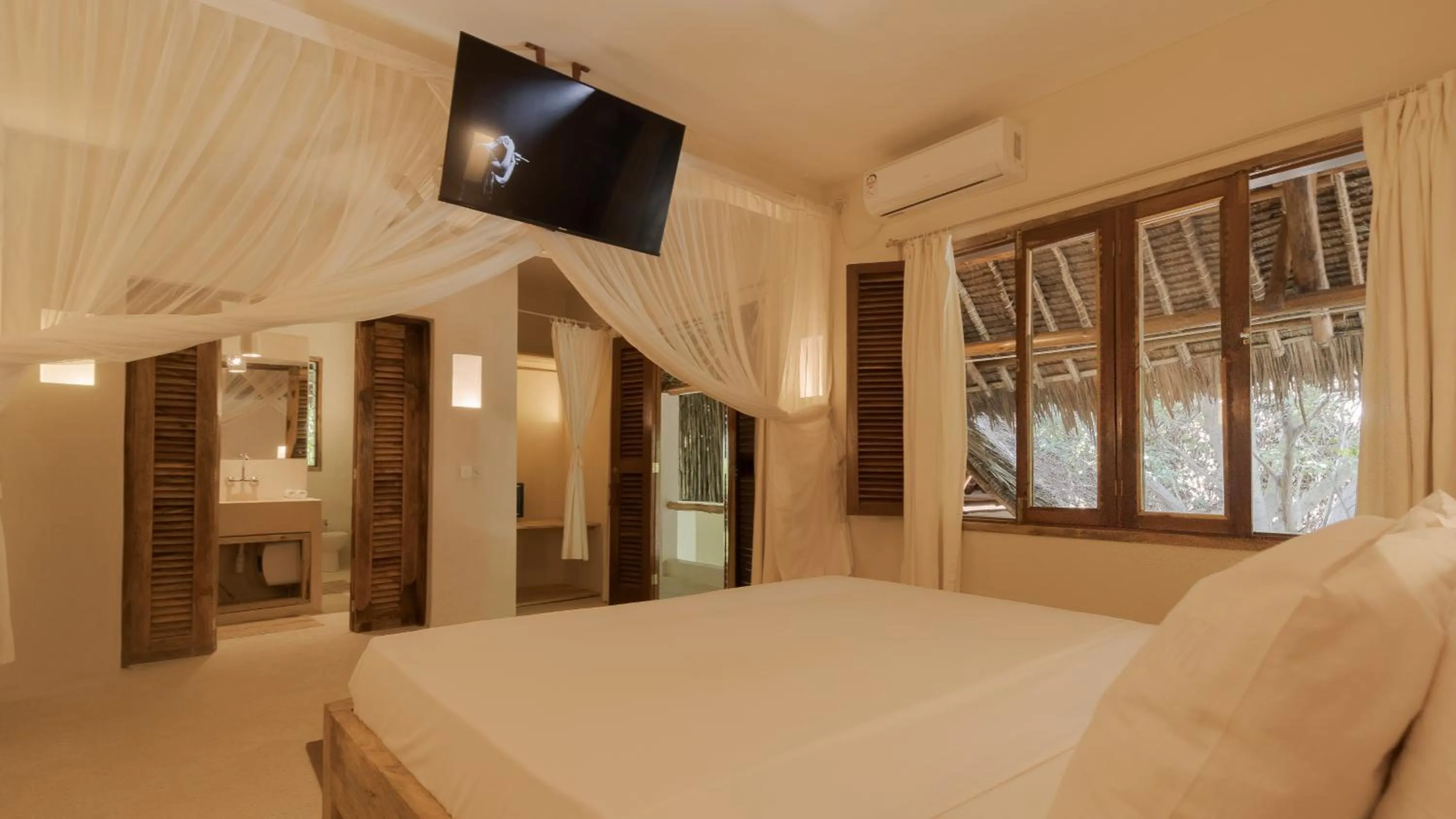 Bed in Palm Garden ECO Boutique Hotel No Kids under 12