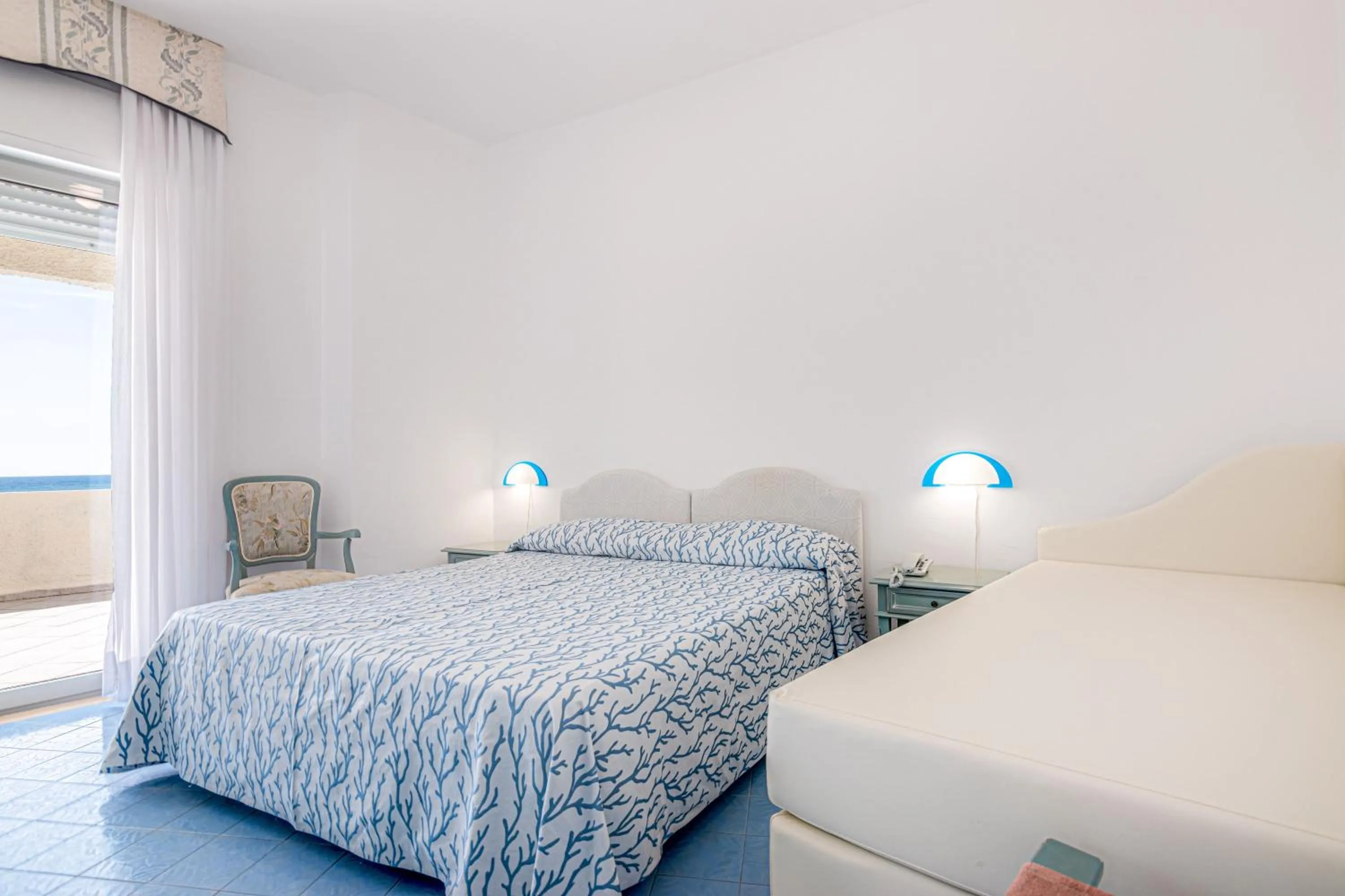 Bedroom, Bed in Hotel Poseidon