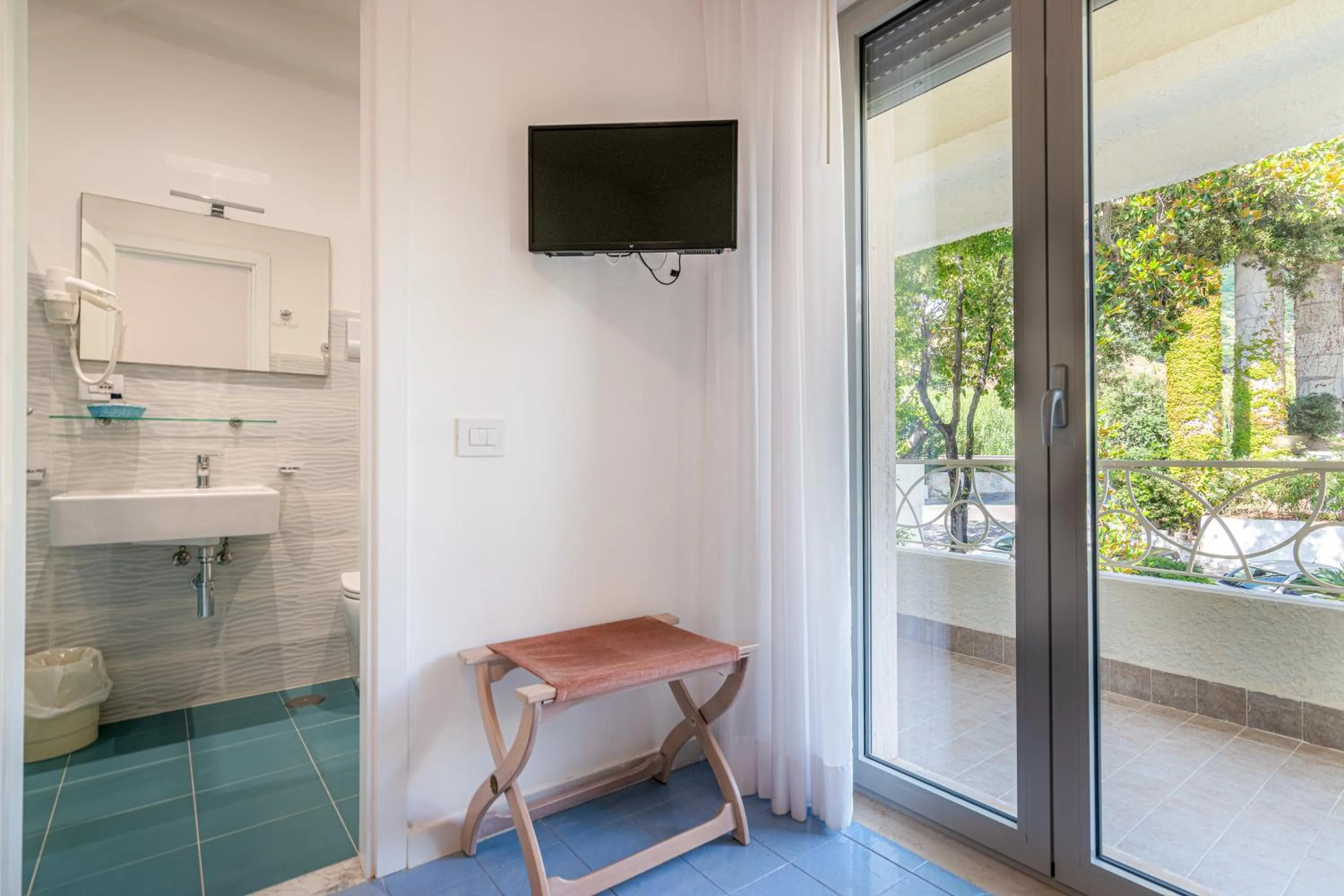 Bedroom in Hotel Poseidon