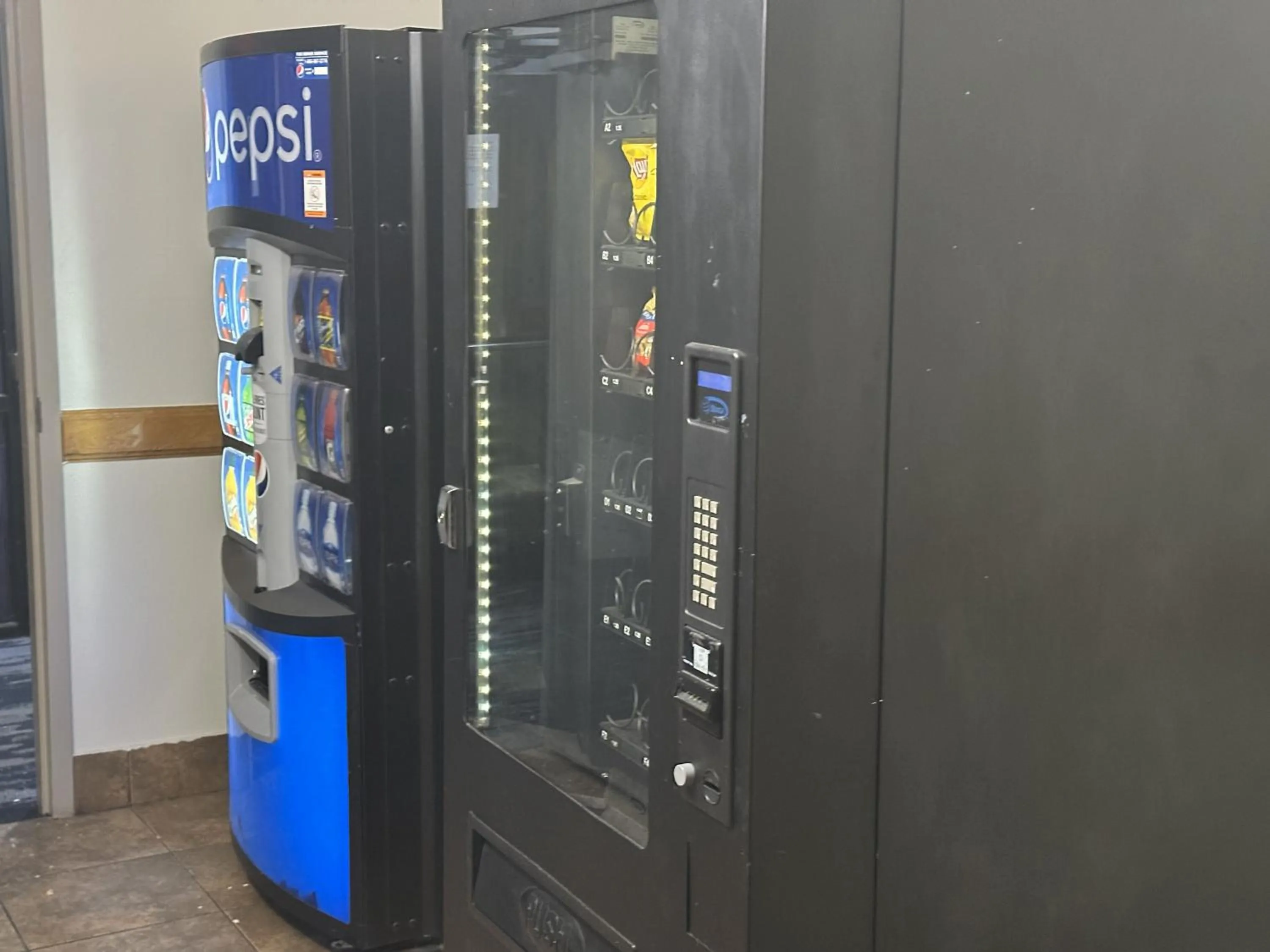 vending machine in Red Roof Inn & Suites Middleborough