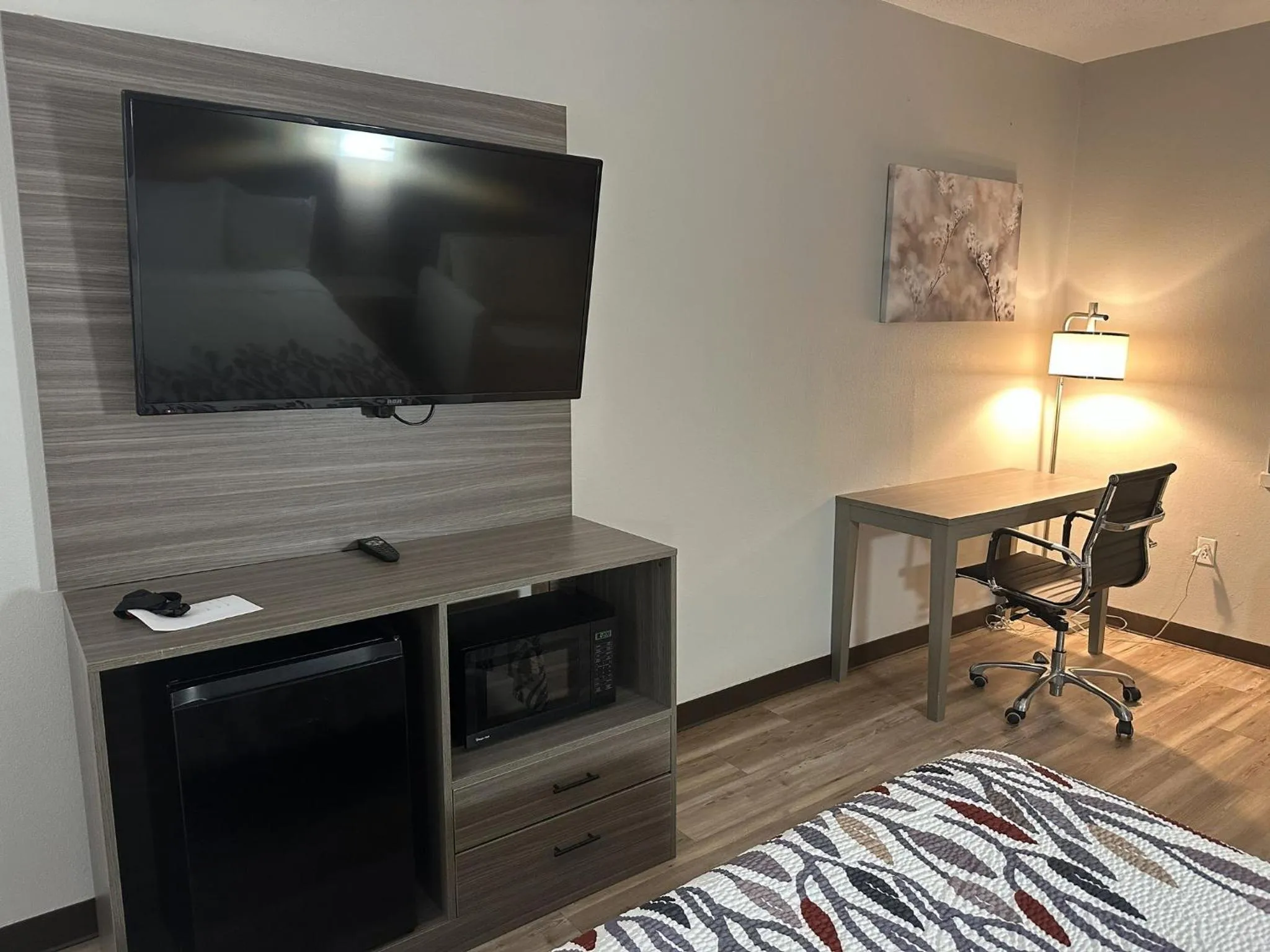 Bedroom, Bed in Red Roof Inn & Suites Middleborough