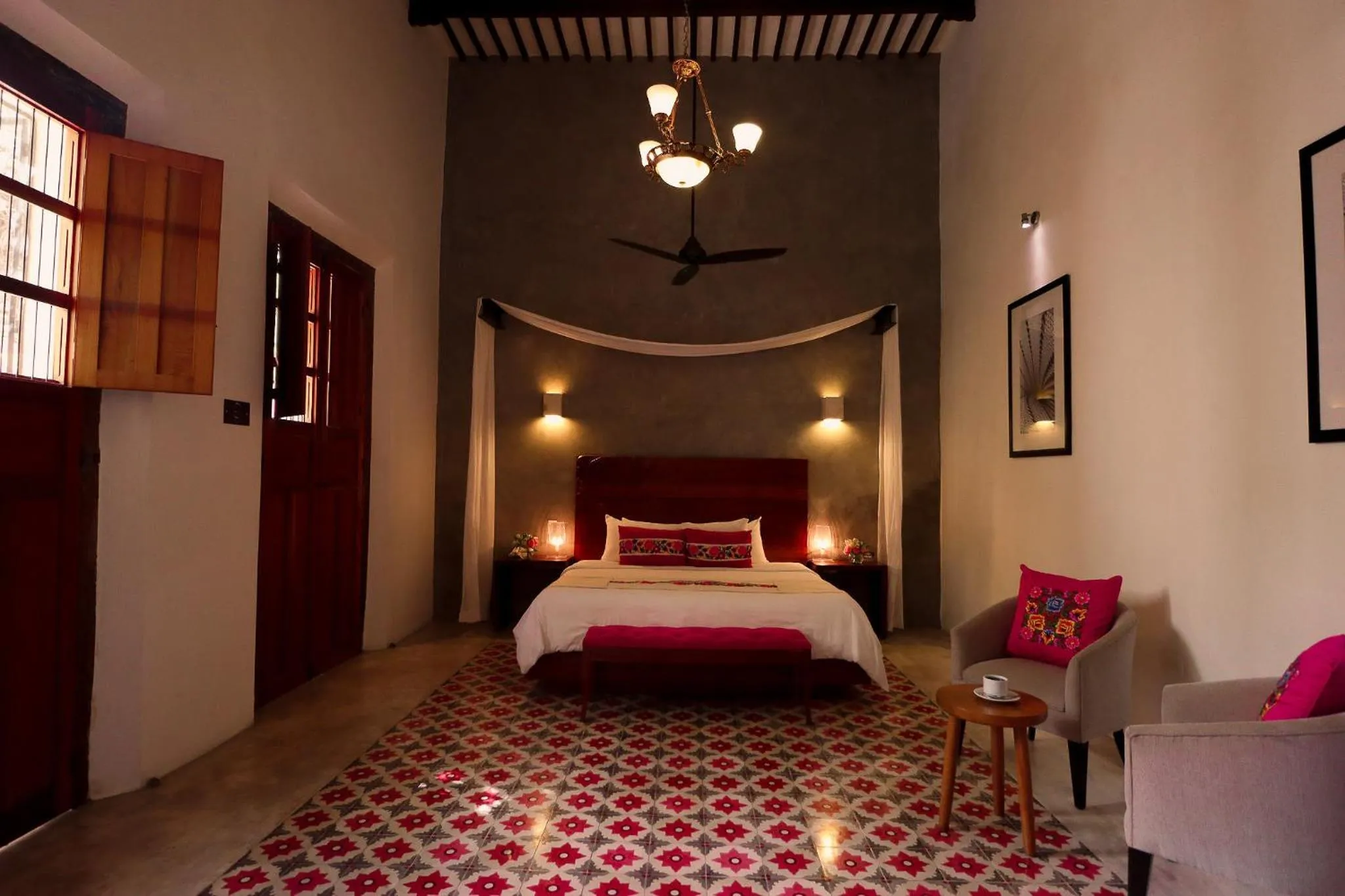 Photo of the whole room, Bed in Casa de Las Palomas Boutique Hotel by Paloma's Hotels - Adults Only