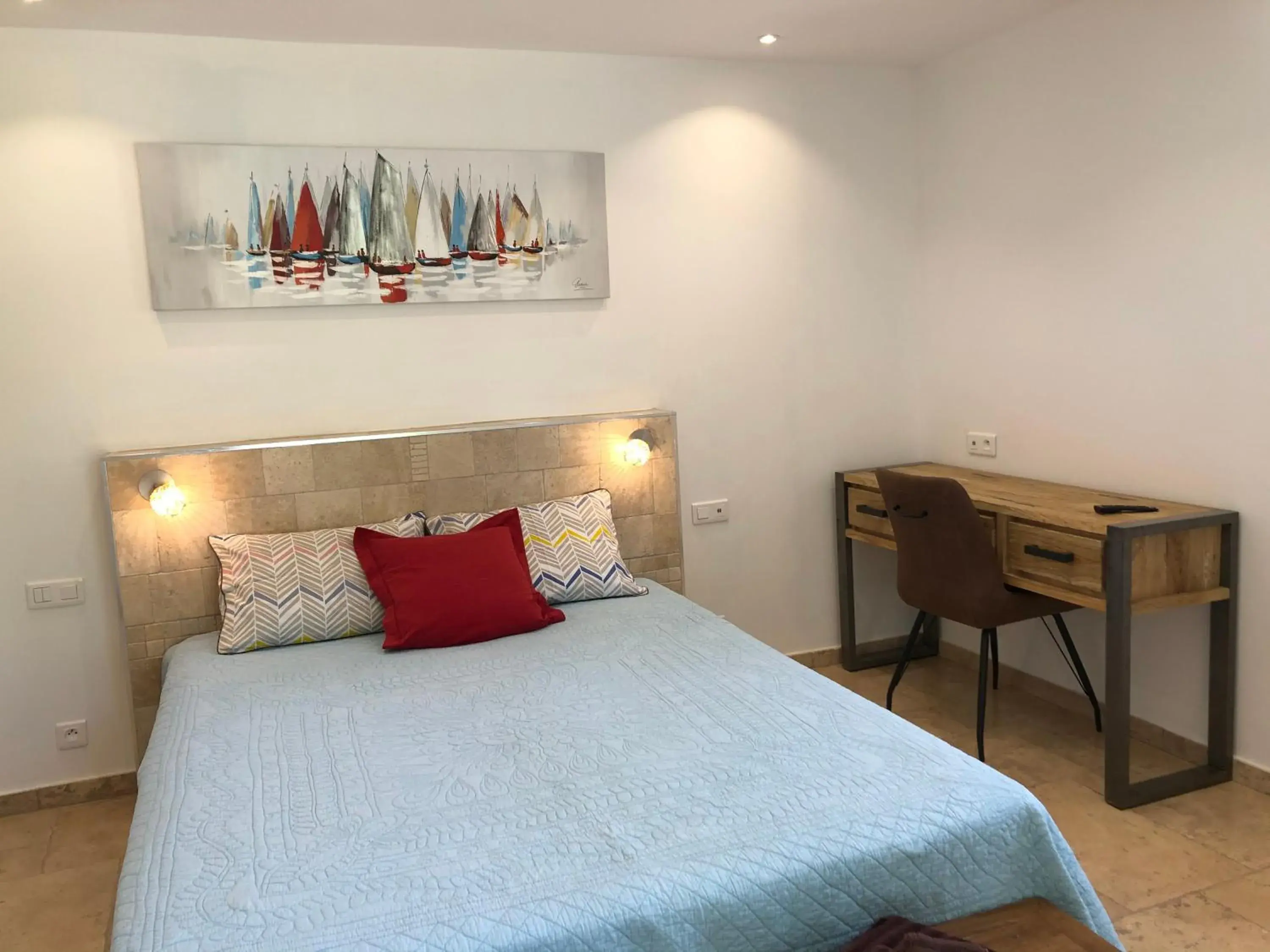 Double Room with Garden View in Casa di Floumy Double Room with Garden View in Casa di Floumy