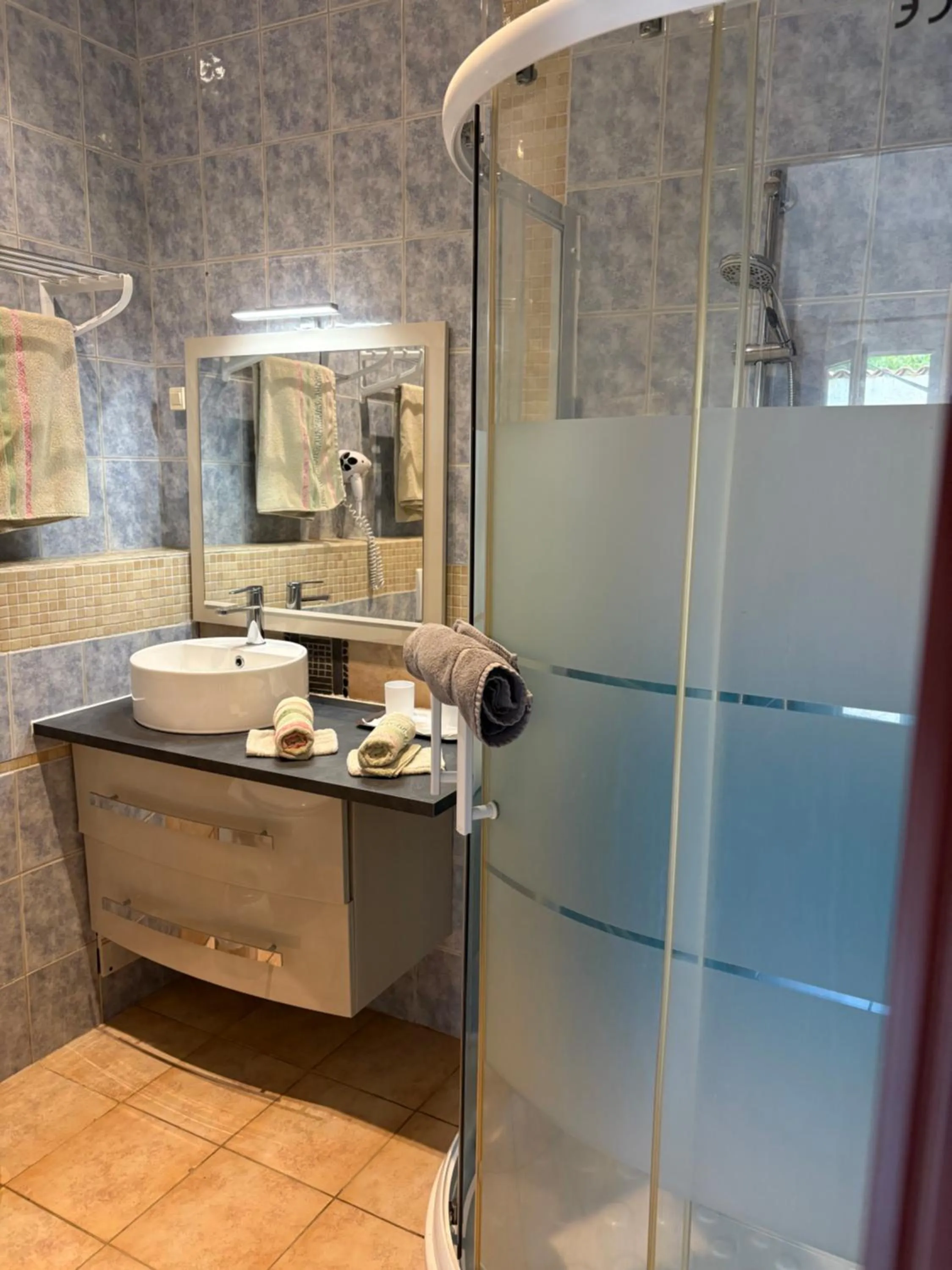 Bathroom in Casa di Floumy