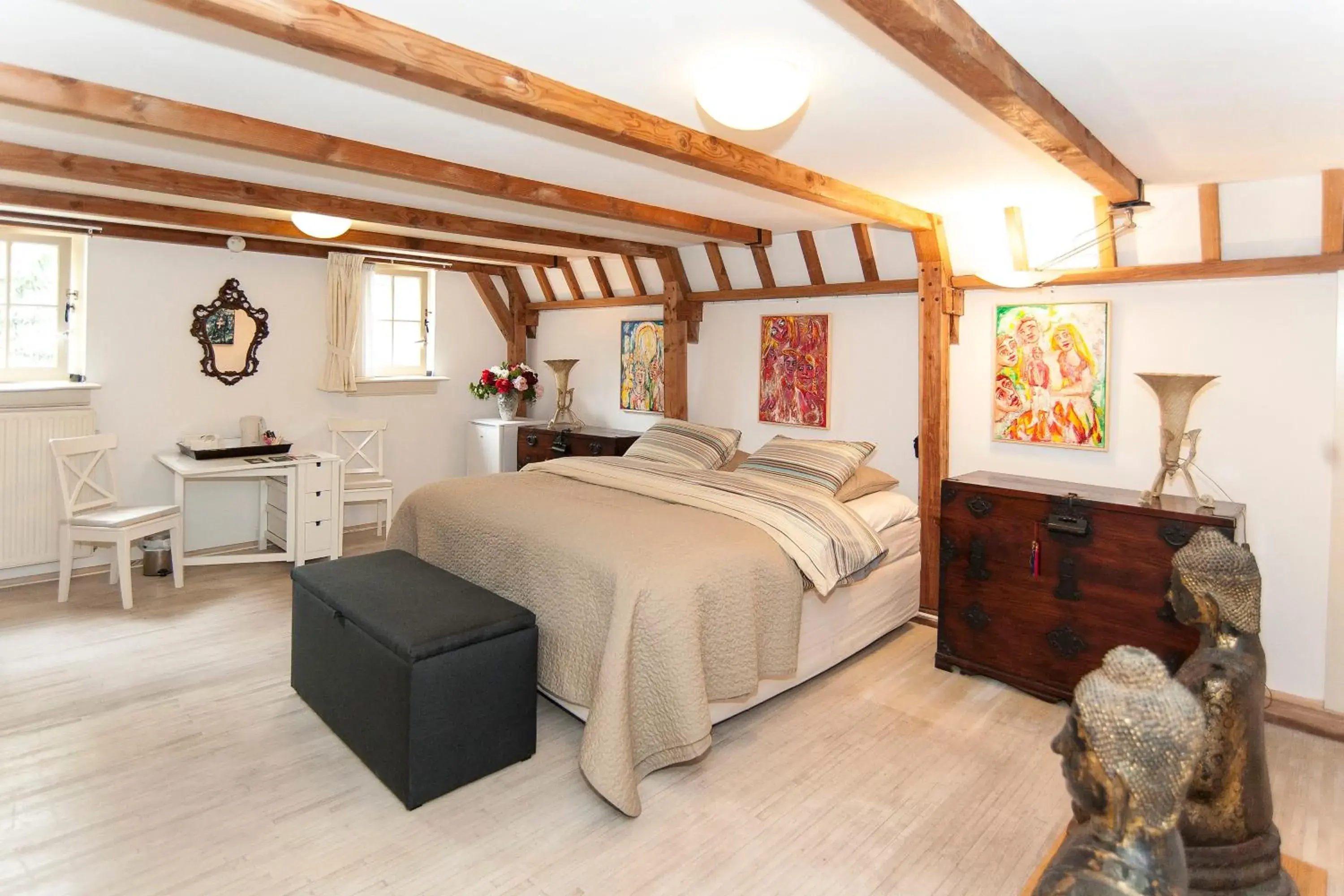 King Room - Non-Smoking in Bed & Breakfast of Art King Room - Non-Smoking in Bed & Breakfast of Art