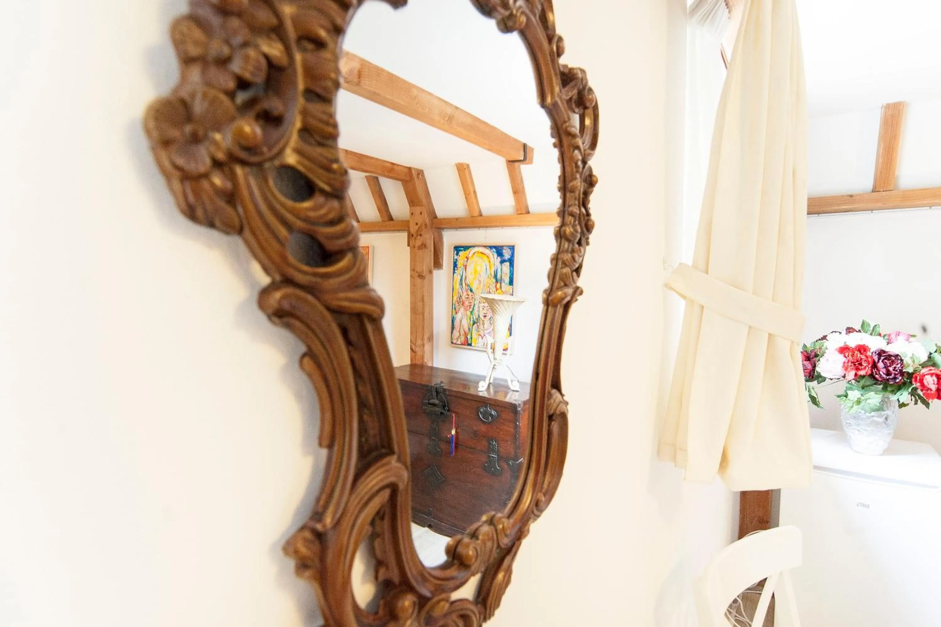 Decorative detail in Bed & Breakfast of Art