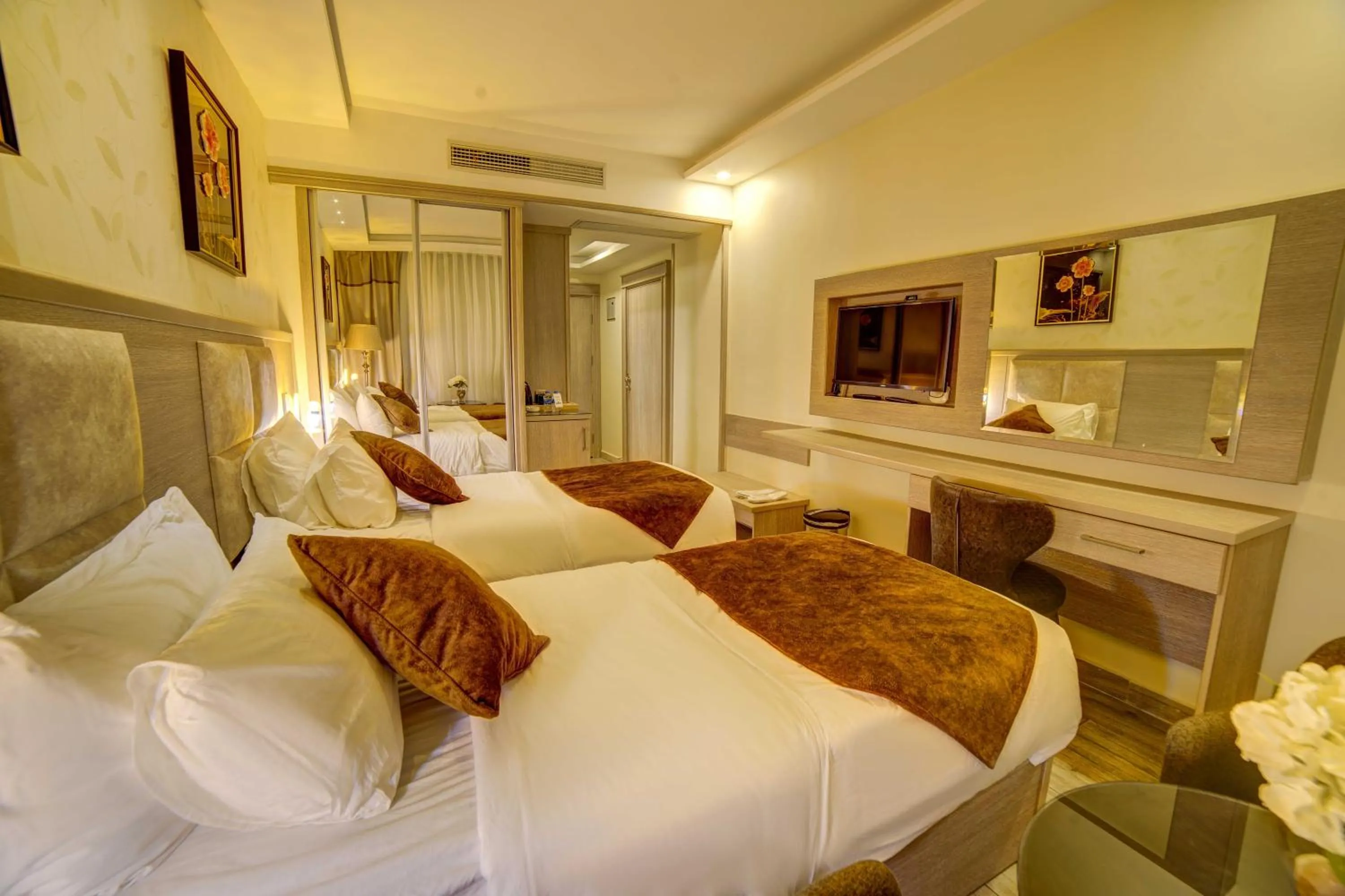 Bed in Laverda Hotel